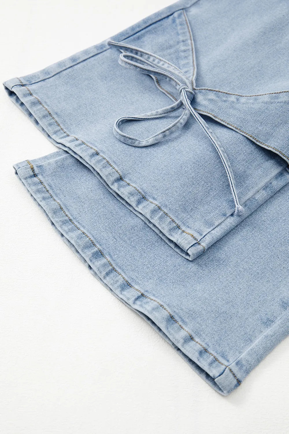 Bowknot Decor Cargo Jeans 