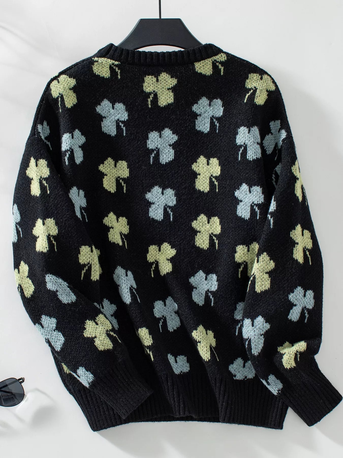 Clover Round Neck Long Sleeve Sweater 