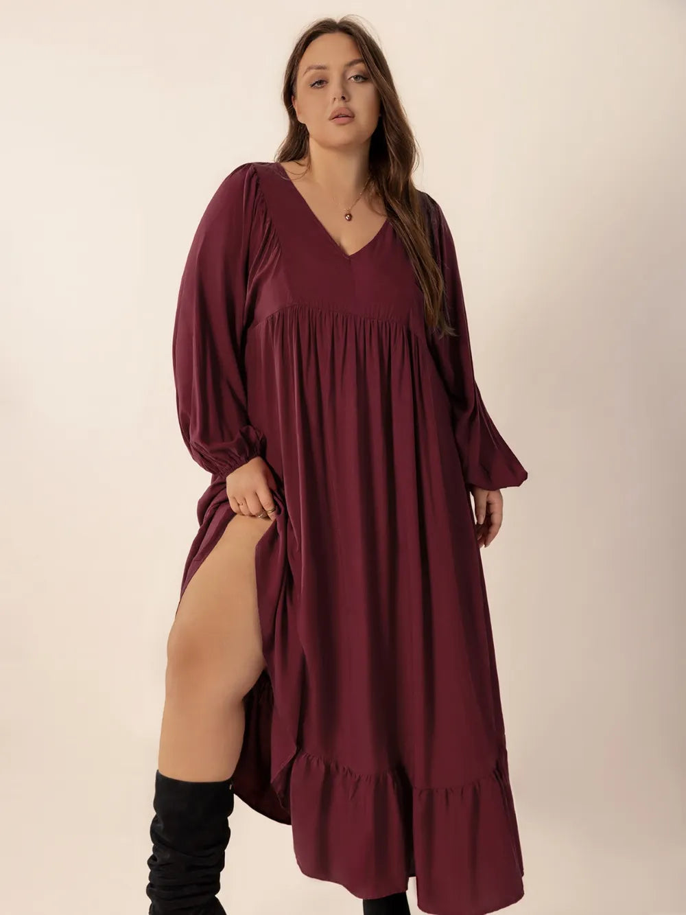 Plus Size Ruffled Hem V-Neck Balloon Sleeve Dress 