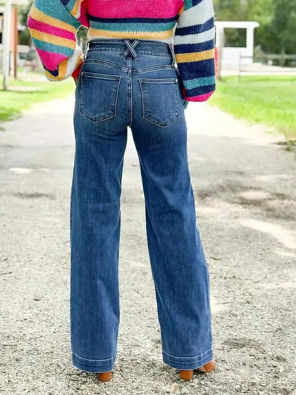 Washed Straight Leg Jeans 