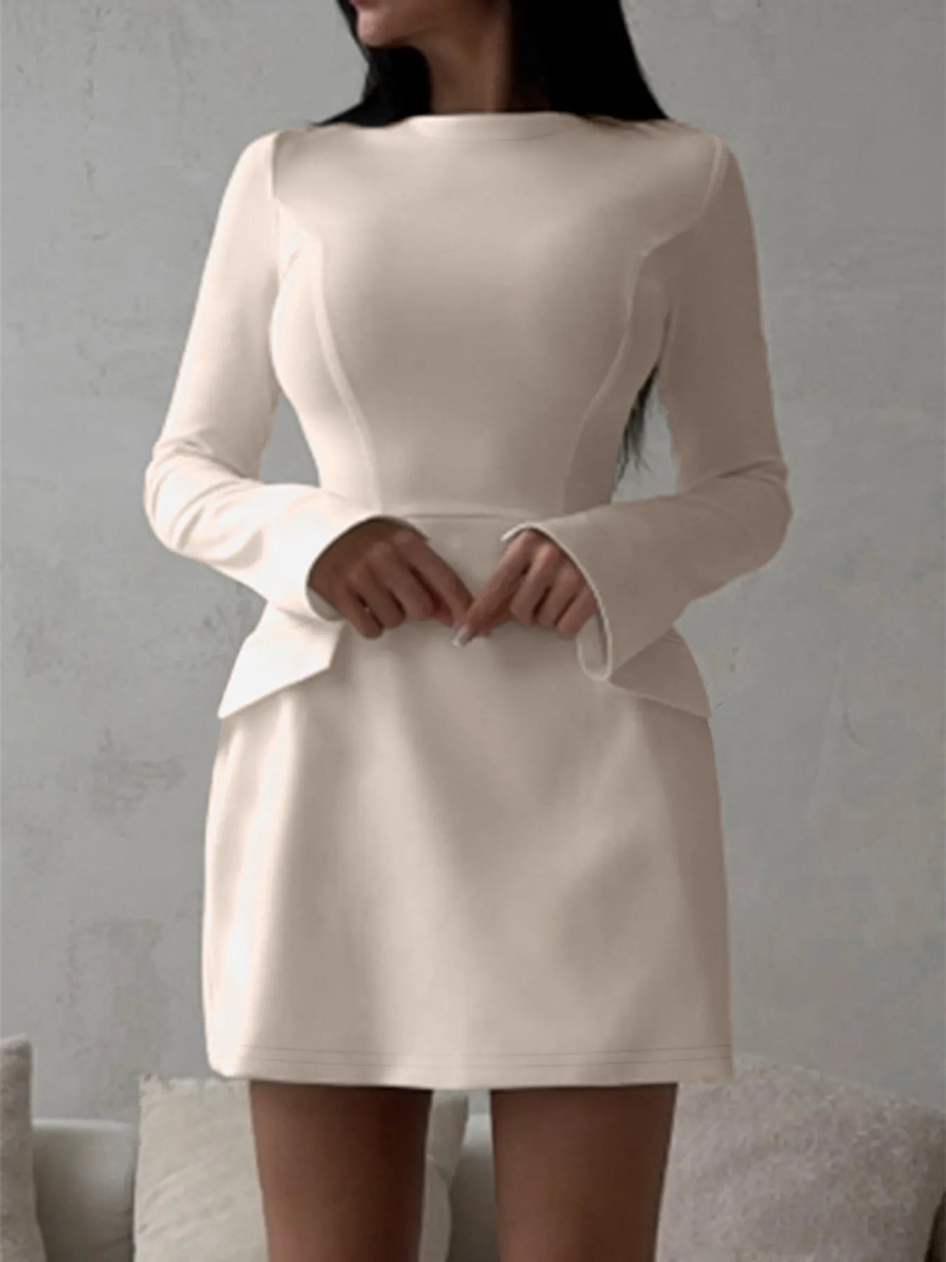 Long Sleeve Bodycon Mini Dress with Pockets 