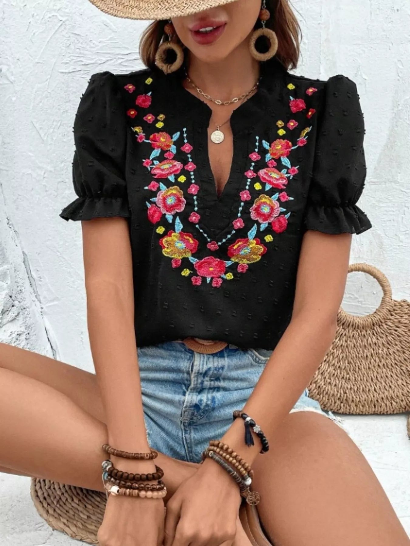 Floral Embroidered Puff Sleeve Blouse 