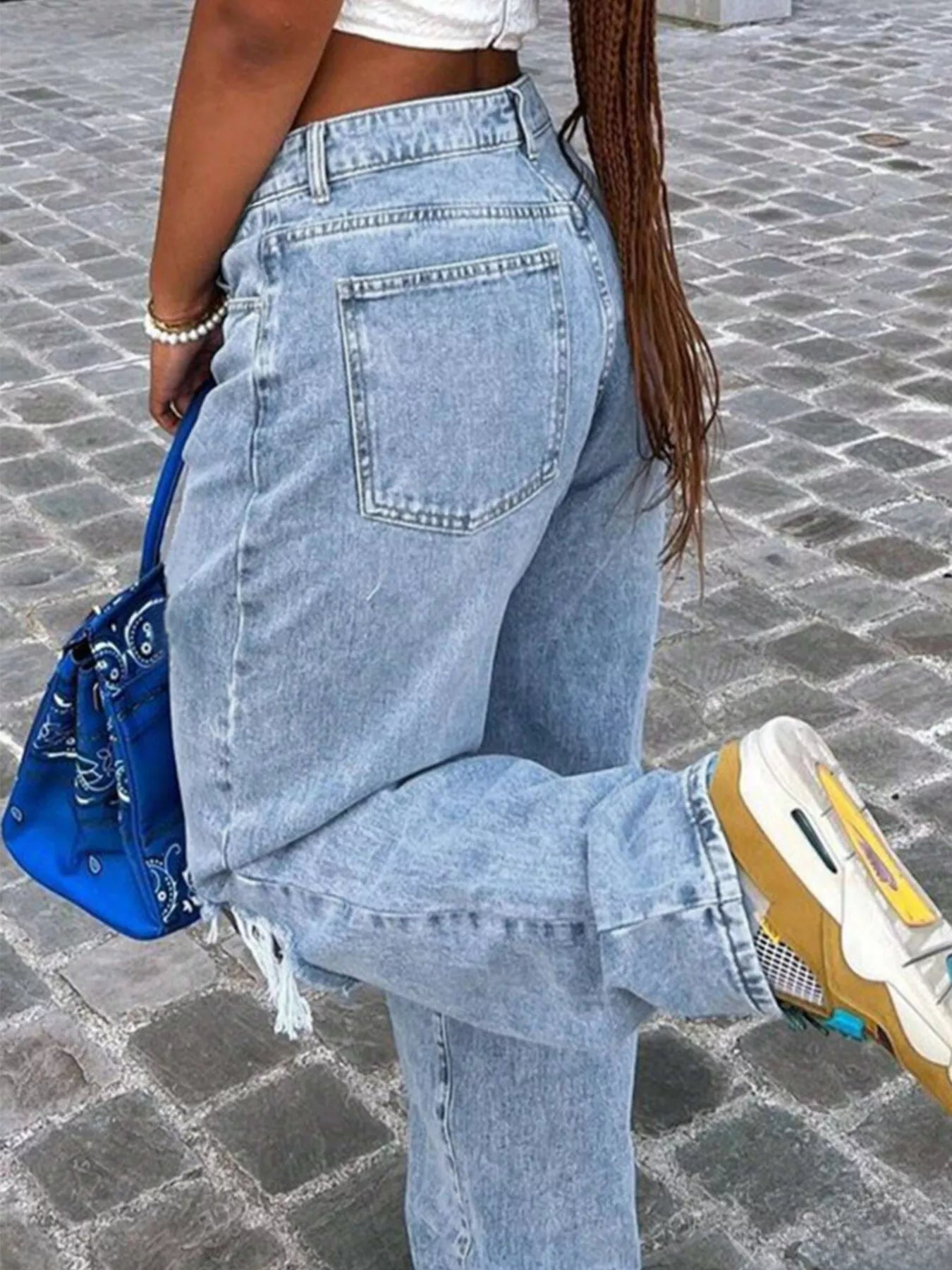 Distressed High-Waisted Jeans 