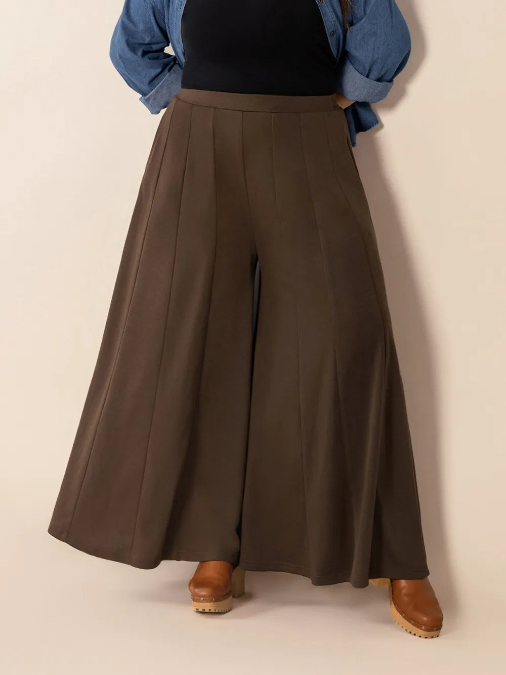Plus Size Wide Leg Pants with Pockets 