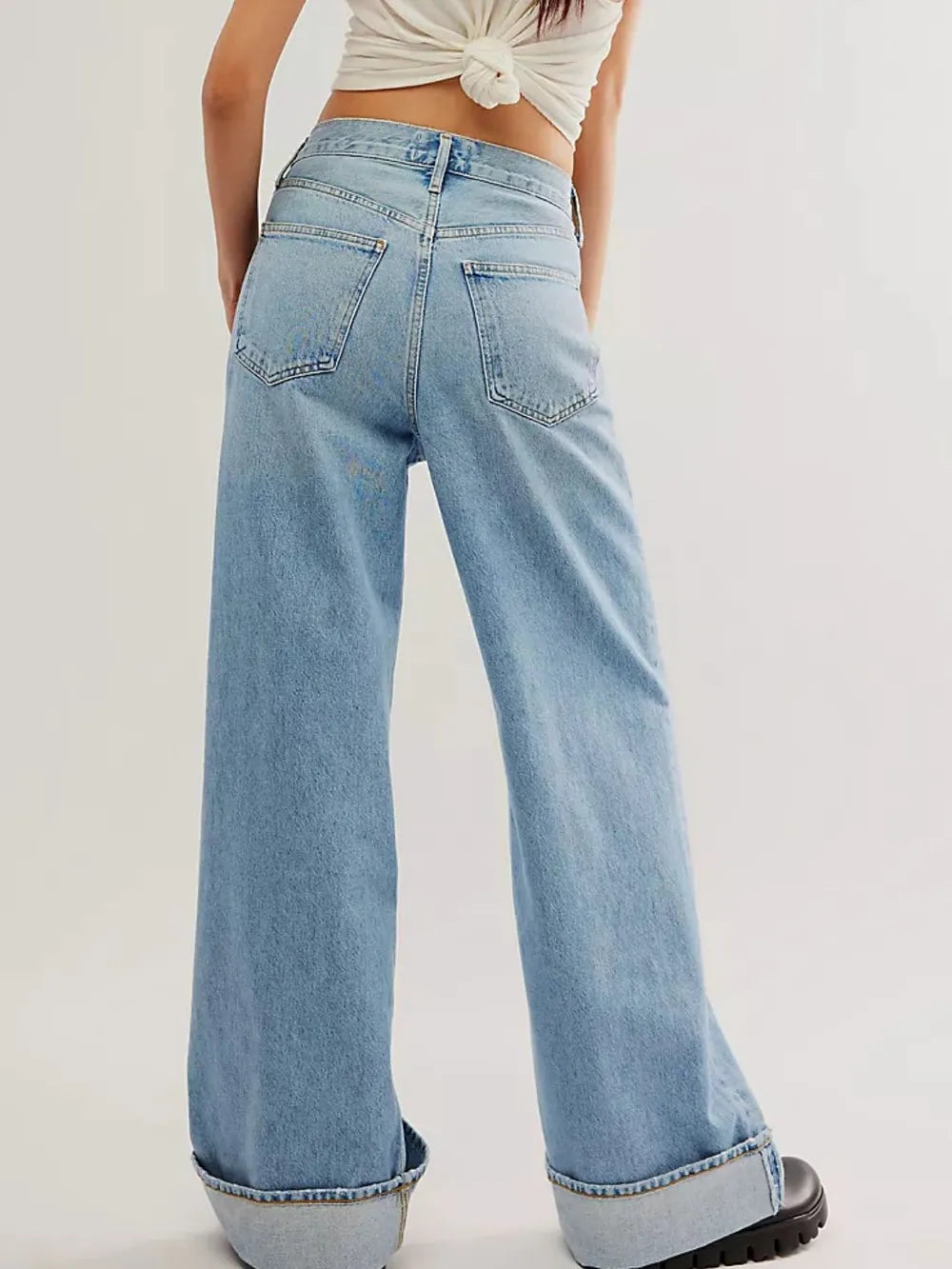 Cuffed Jeans with Pockets 