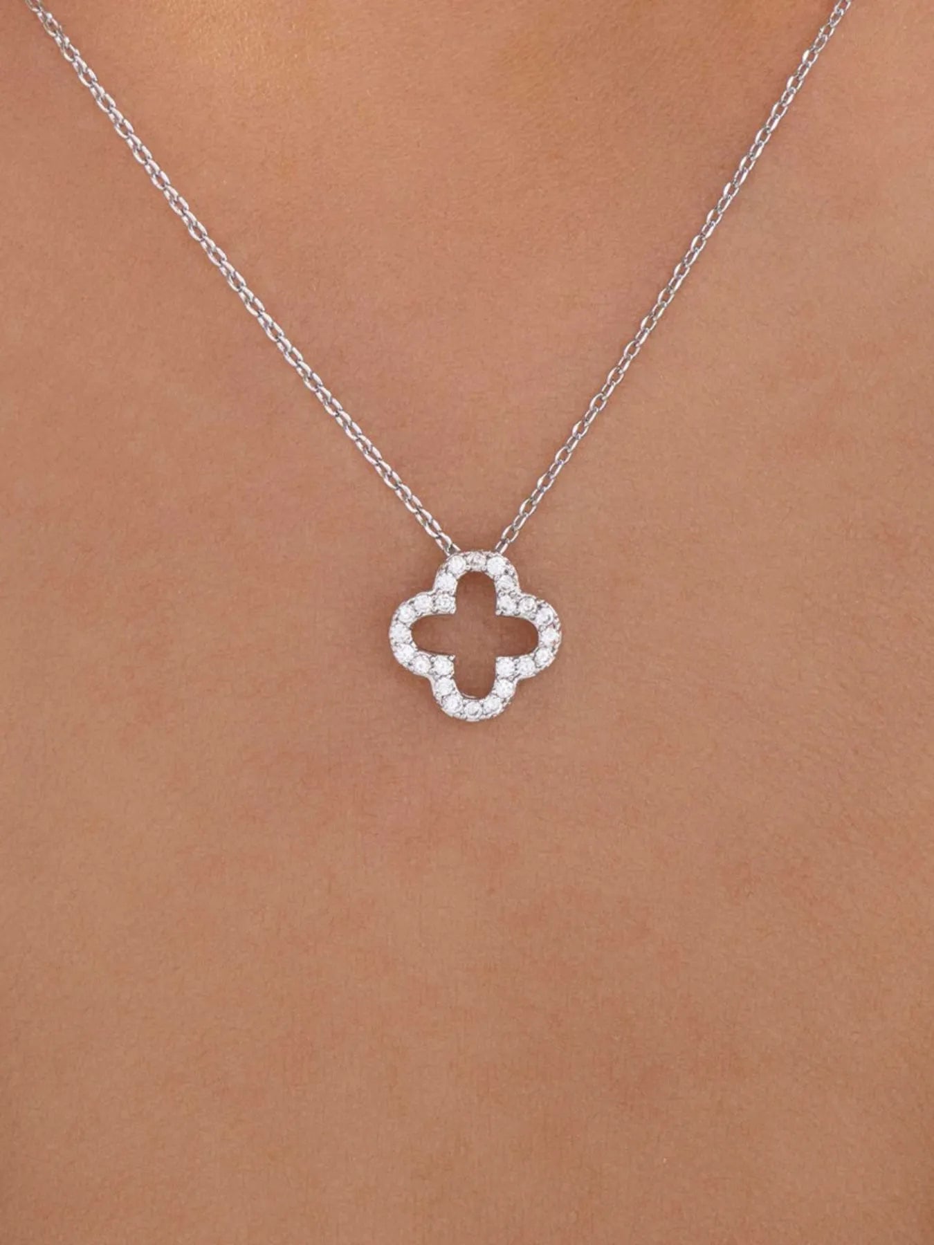 Inlaid Zircon Clover Pendant Necklace 