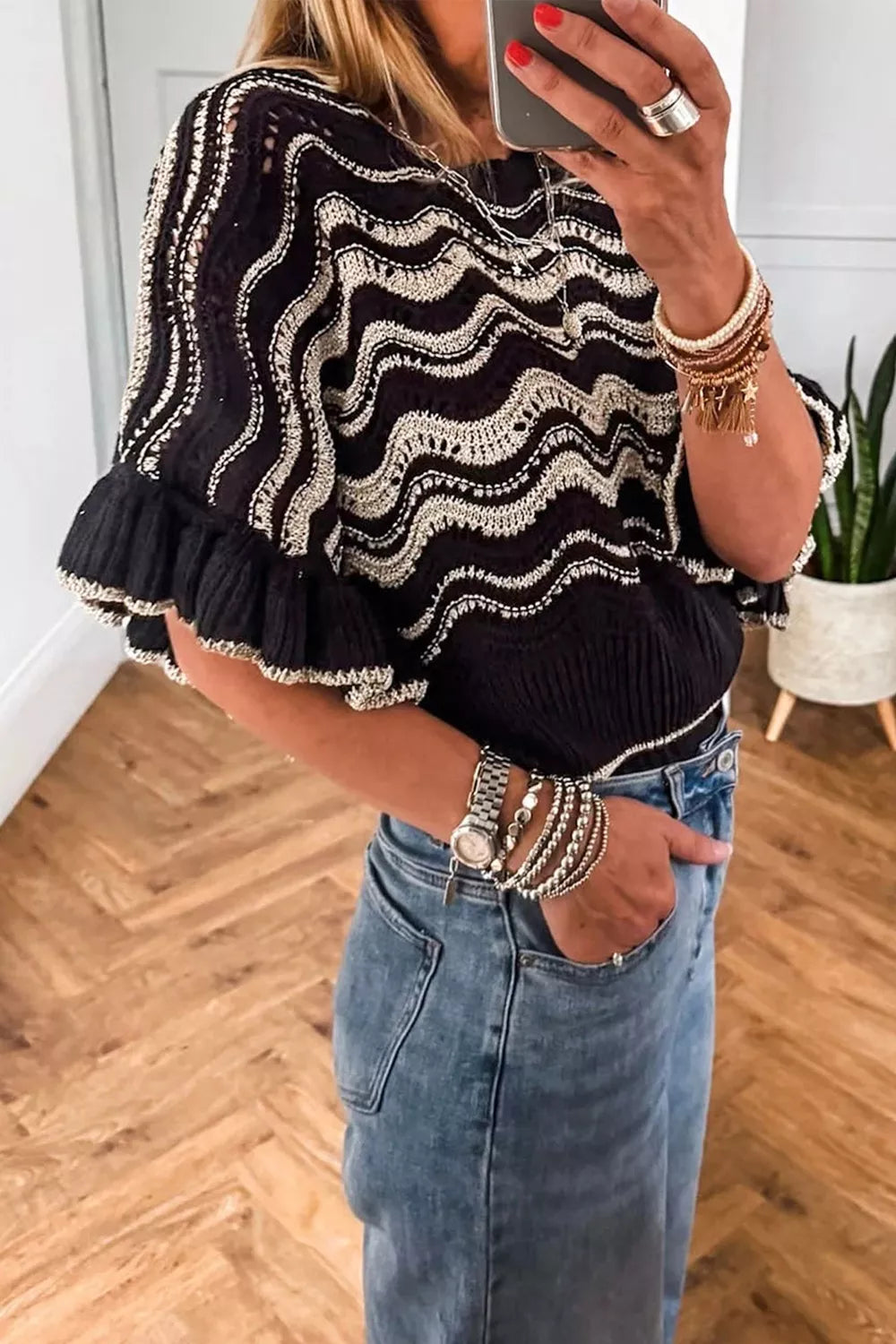 Wave Pattern Ruffle Sleeve Sweater 