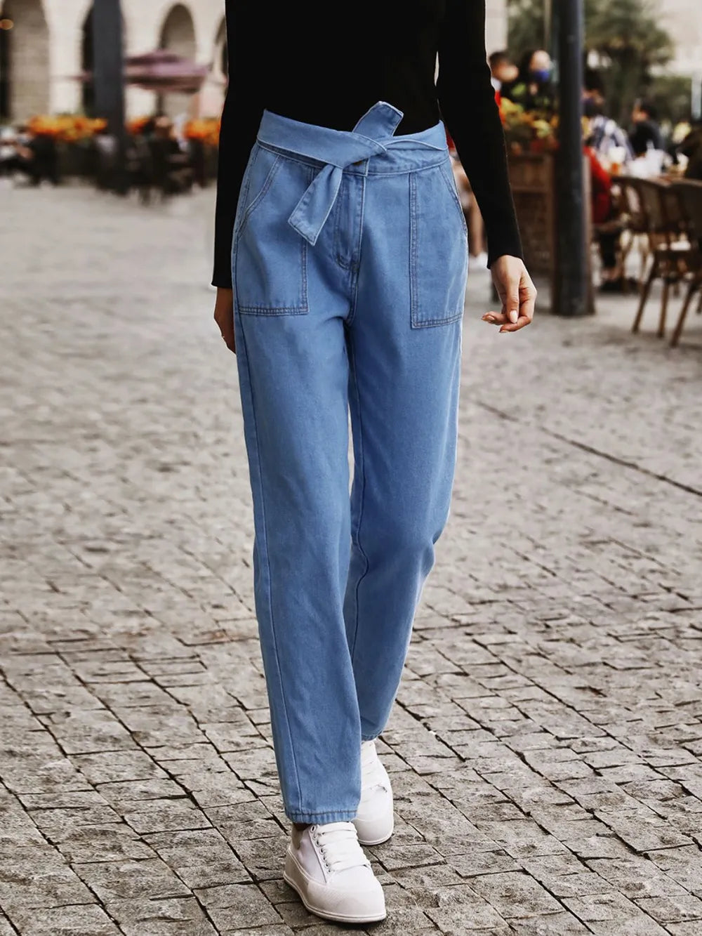 Tied Straight Jeans with Pockets 