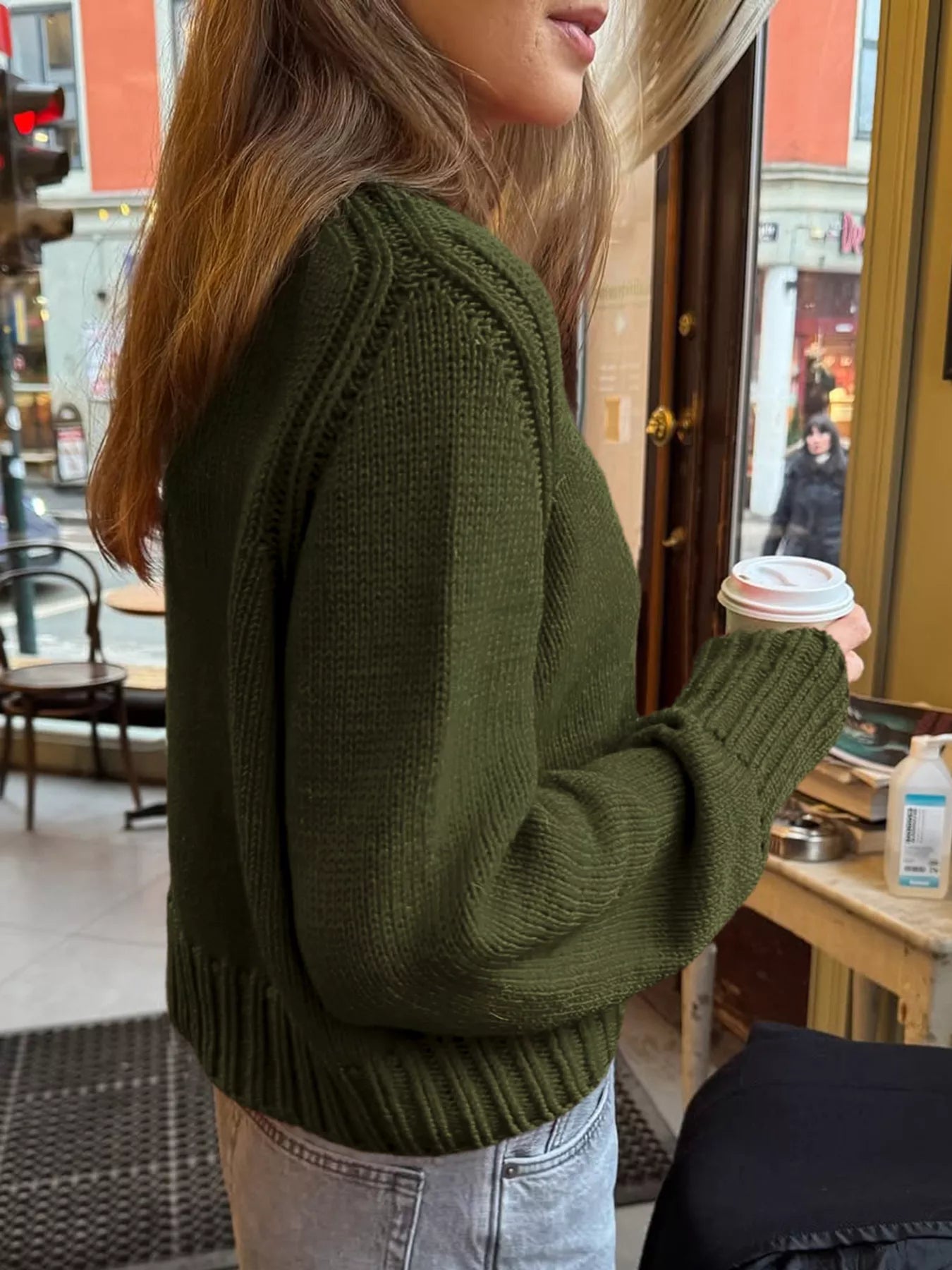 Ribbed Round Neck Sweater 