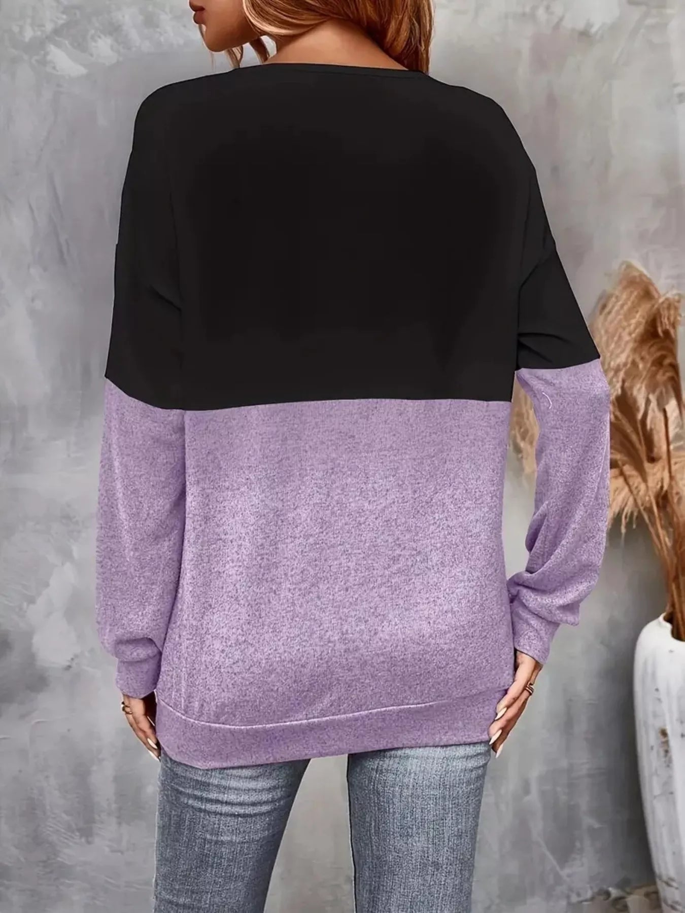Crisscross V-Neck Color Block Long Sleeve T-Shirt 
