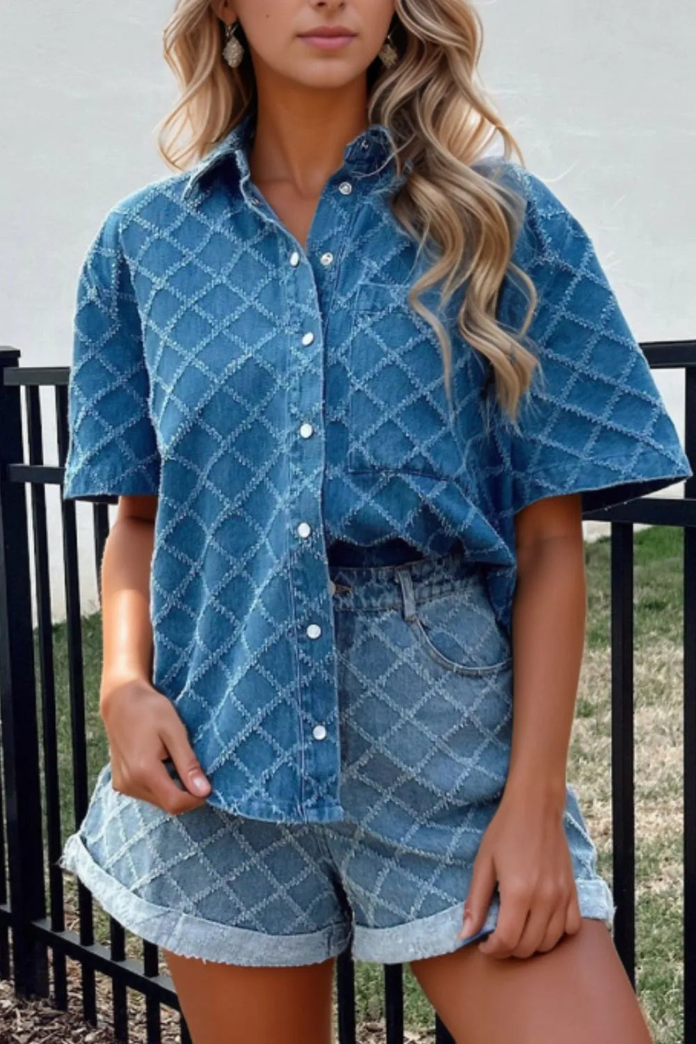Pocketed Collared Neck Short Sleeve Denim Shirt 