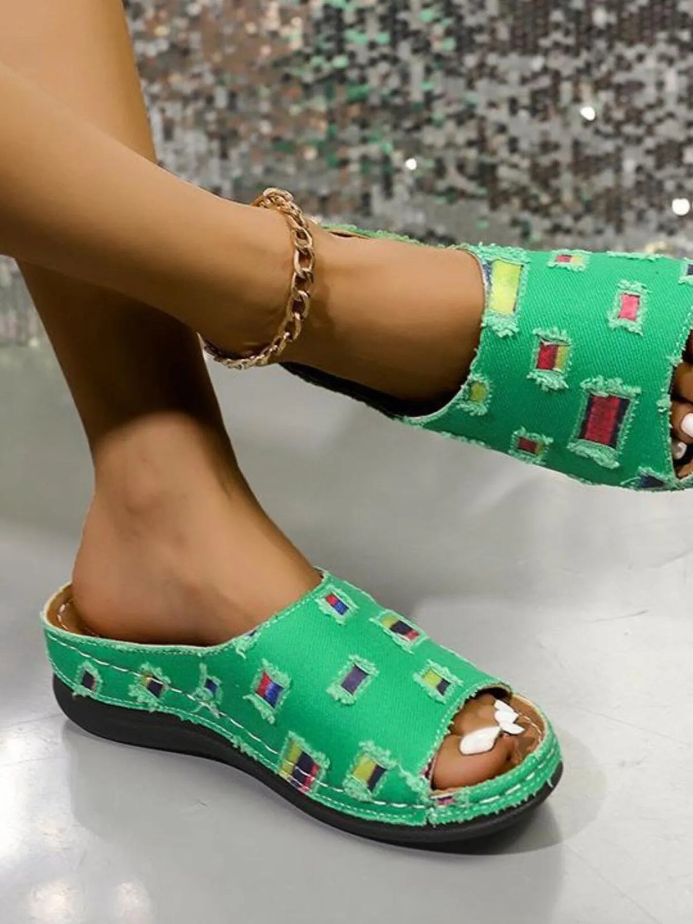 Hollow Out Comfort Sandals 