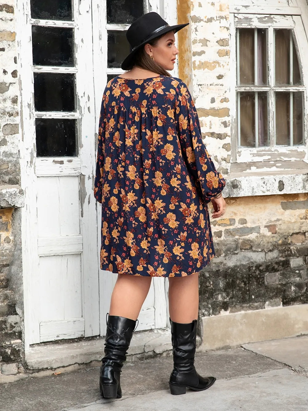 Plus Size Floral V-Neck Balloon Sleeve Dress 