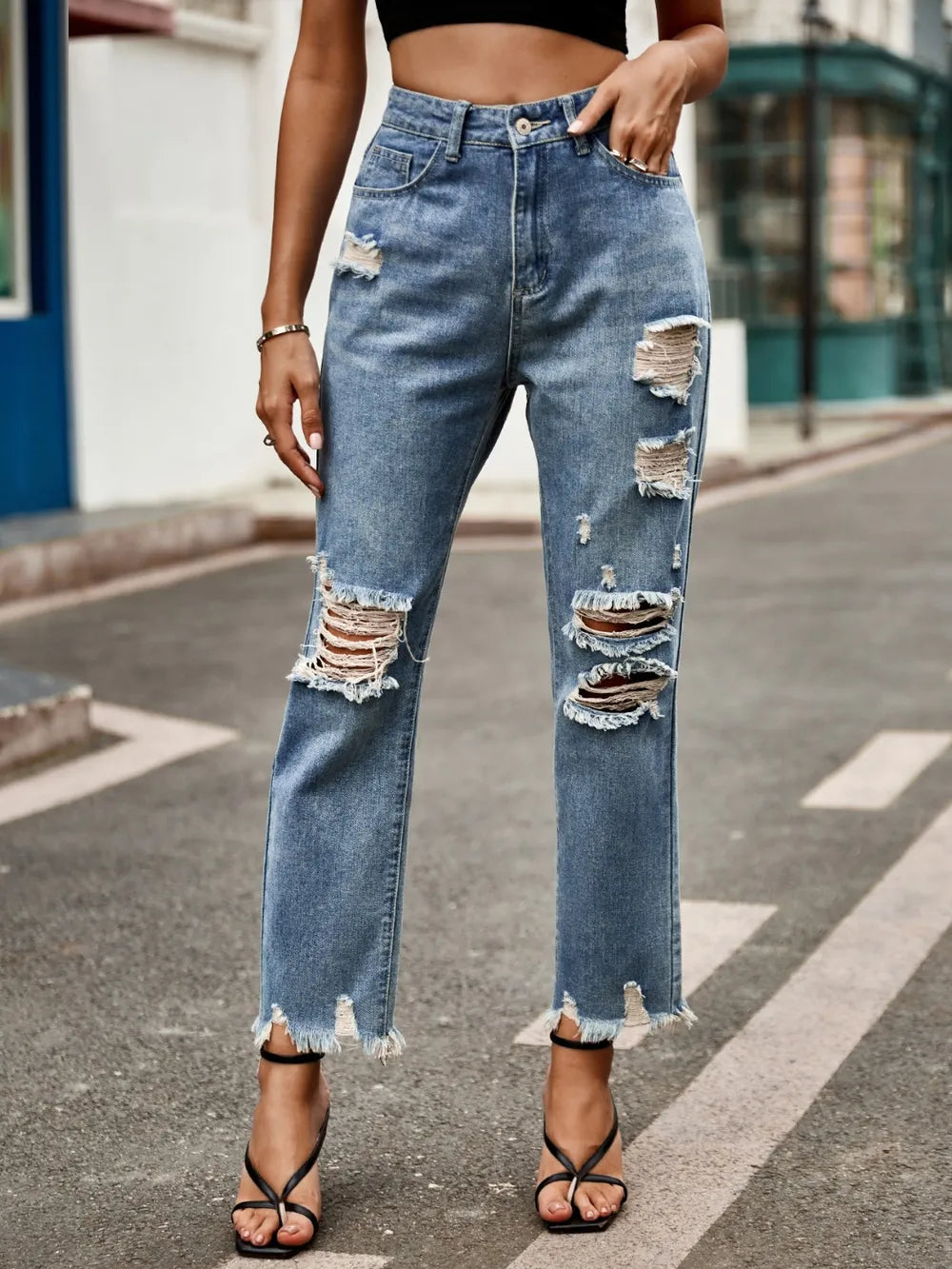 Distressed Raw Hem Jeans with Pockets 