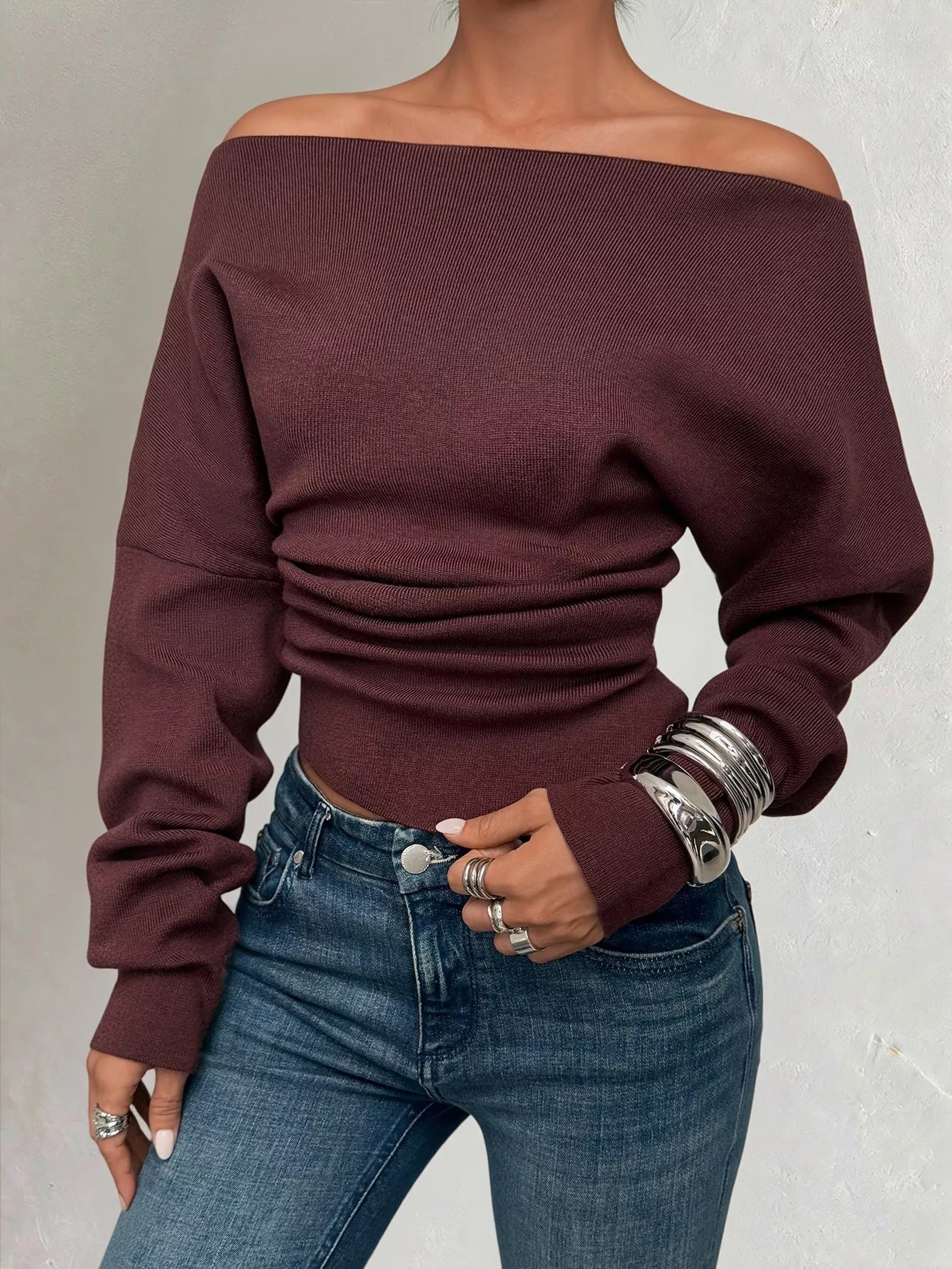 Off-Shoulder Ruched Long Sleeve Sweaer 
