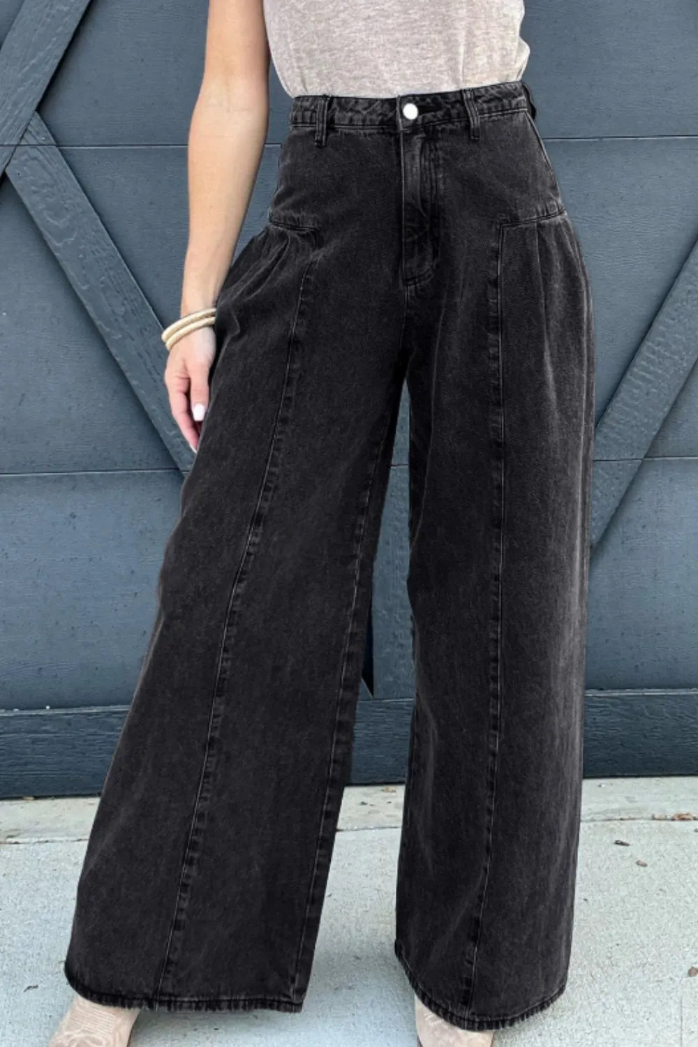 High Rise Wide Leg Jeans with Pockets 