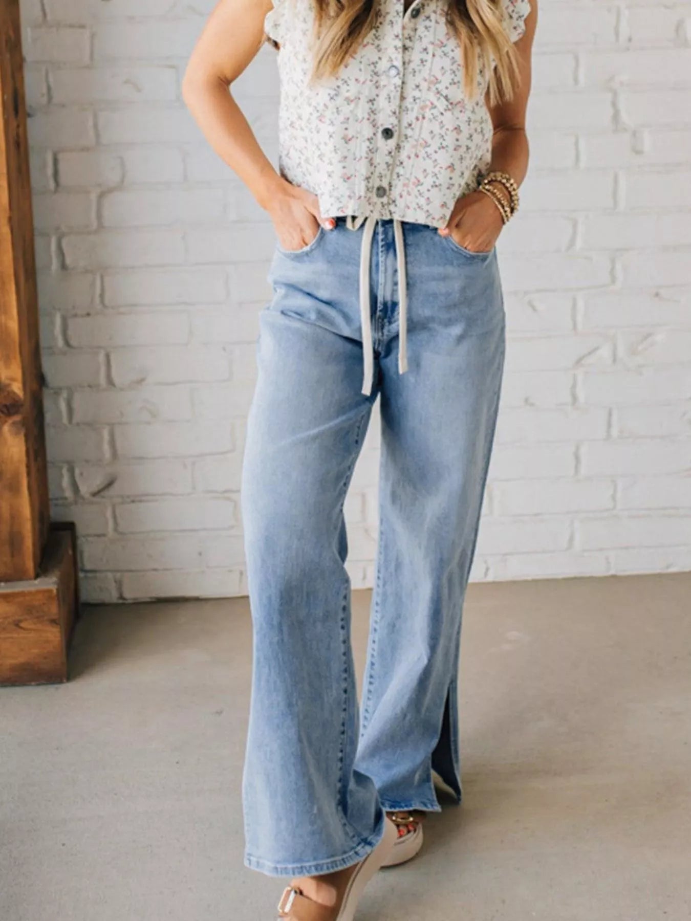 Slit Wide Leg Jeans 