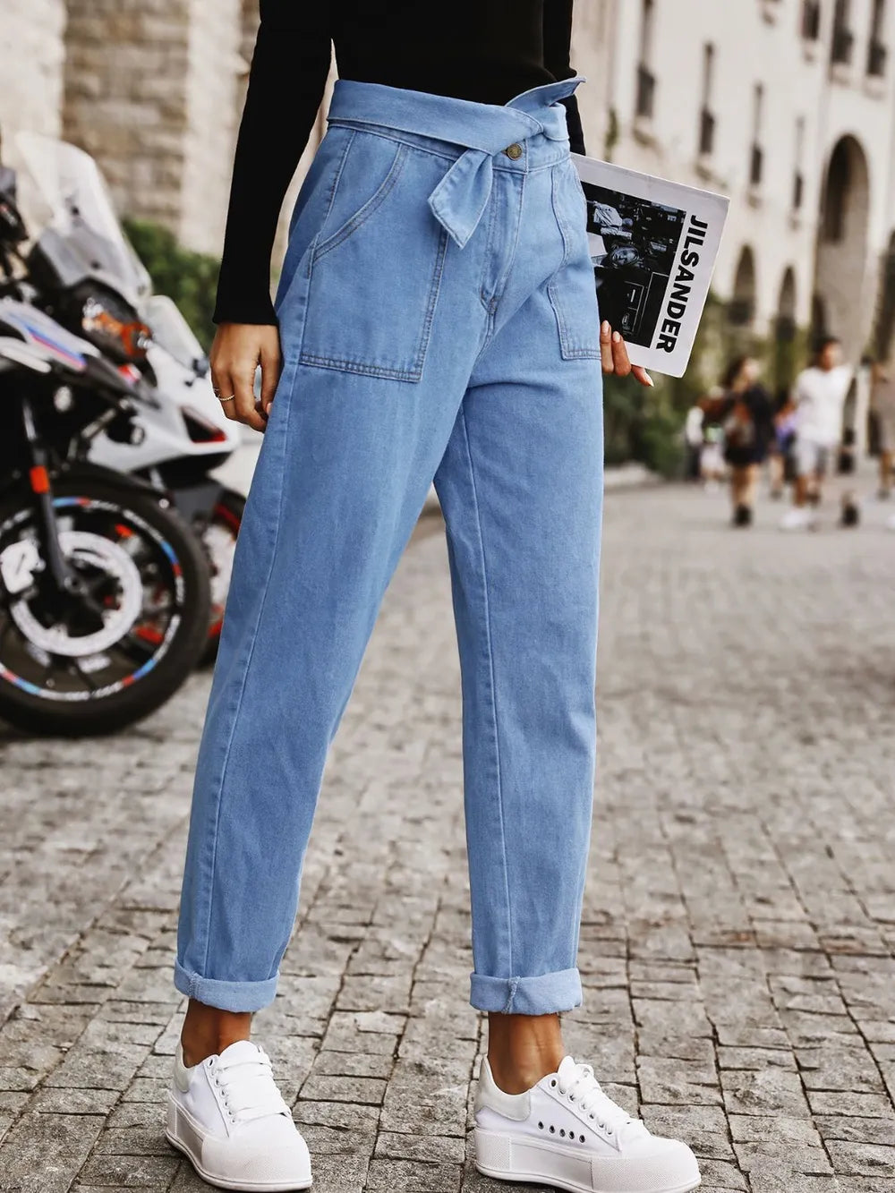 Tied Straight Jeans with Pockets 