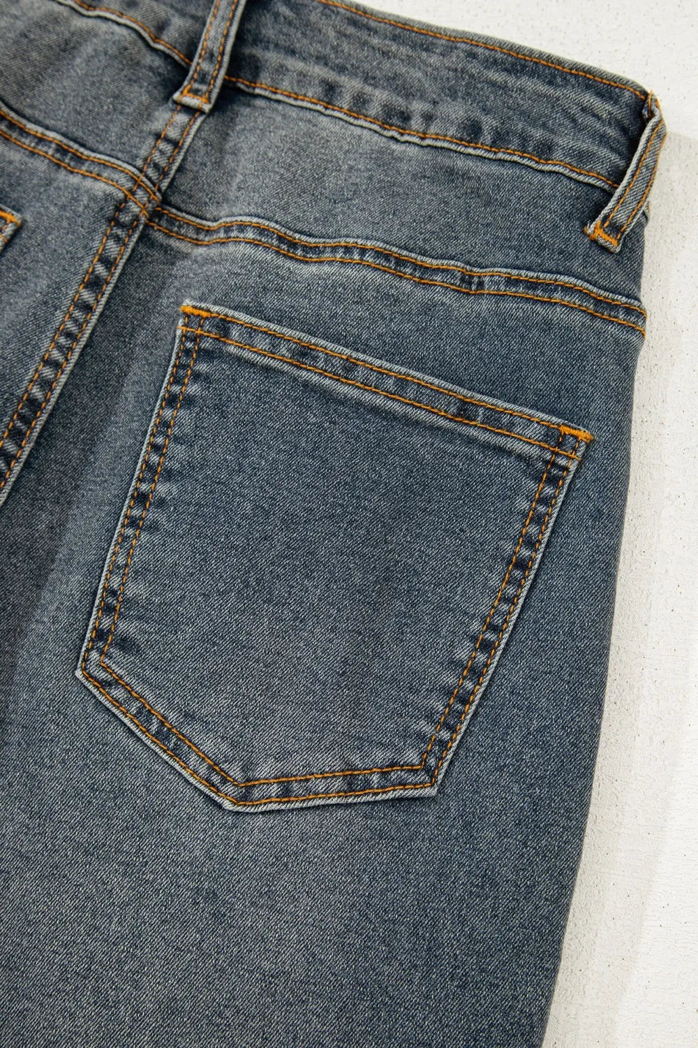 Exposed Stitching Loose Straight High Waist Jeans 