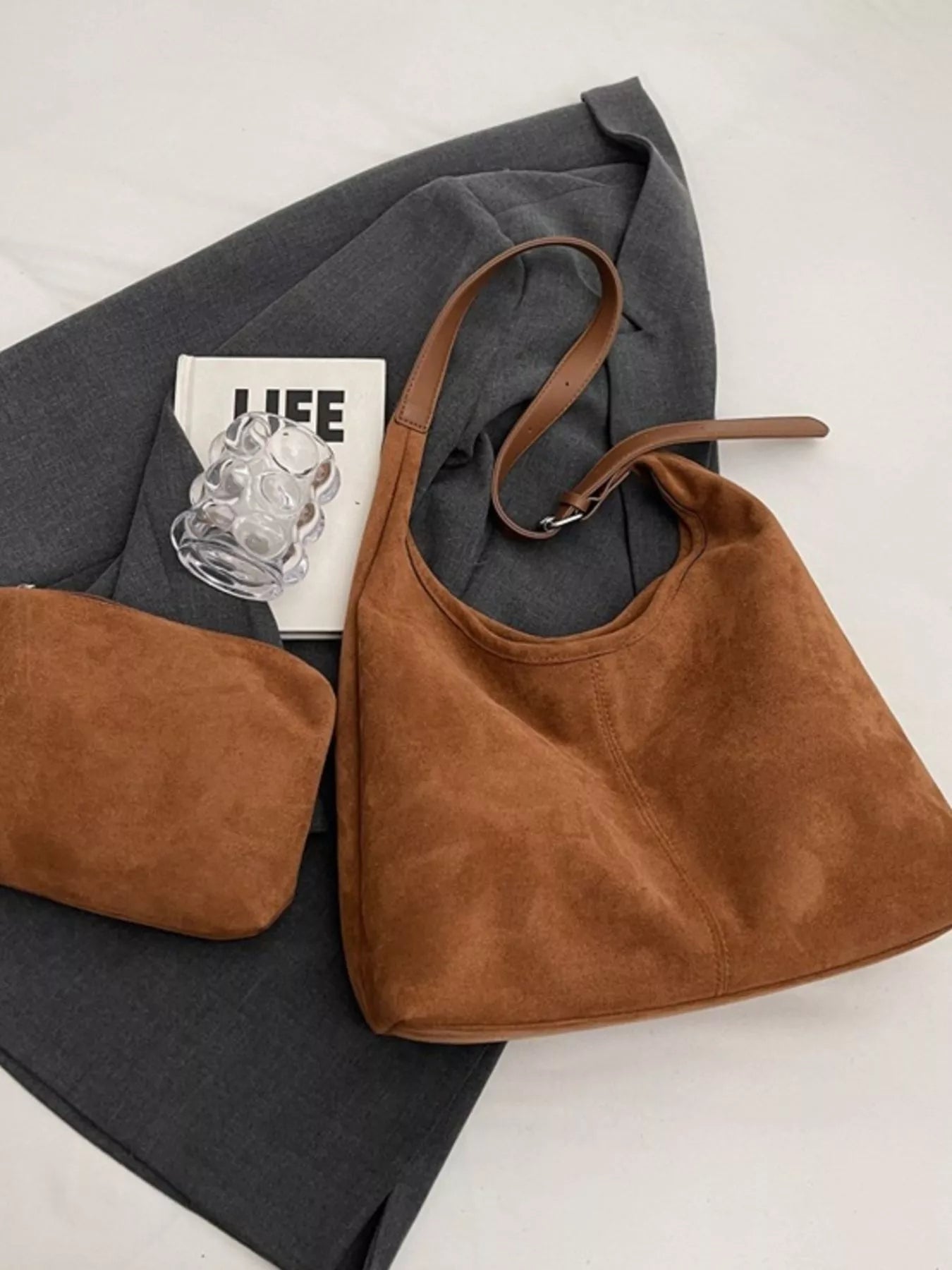Lightweight Adjustable Strap Handbag 