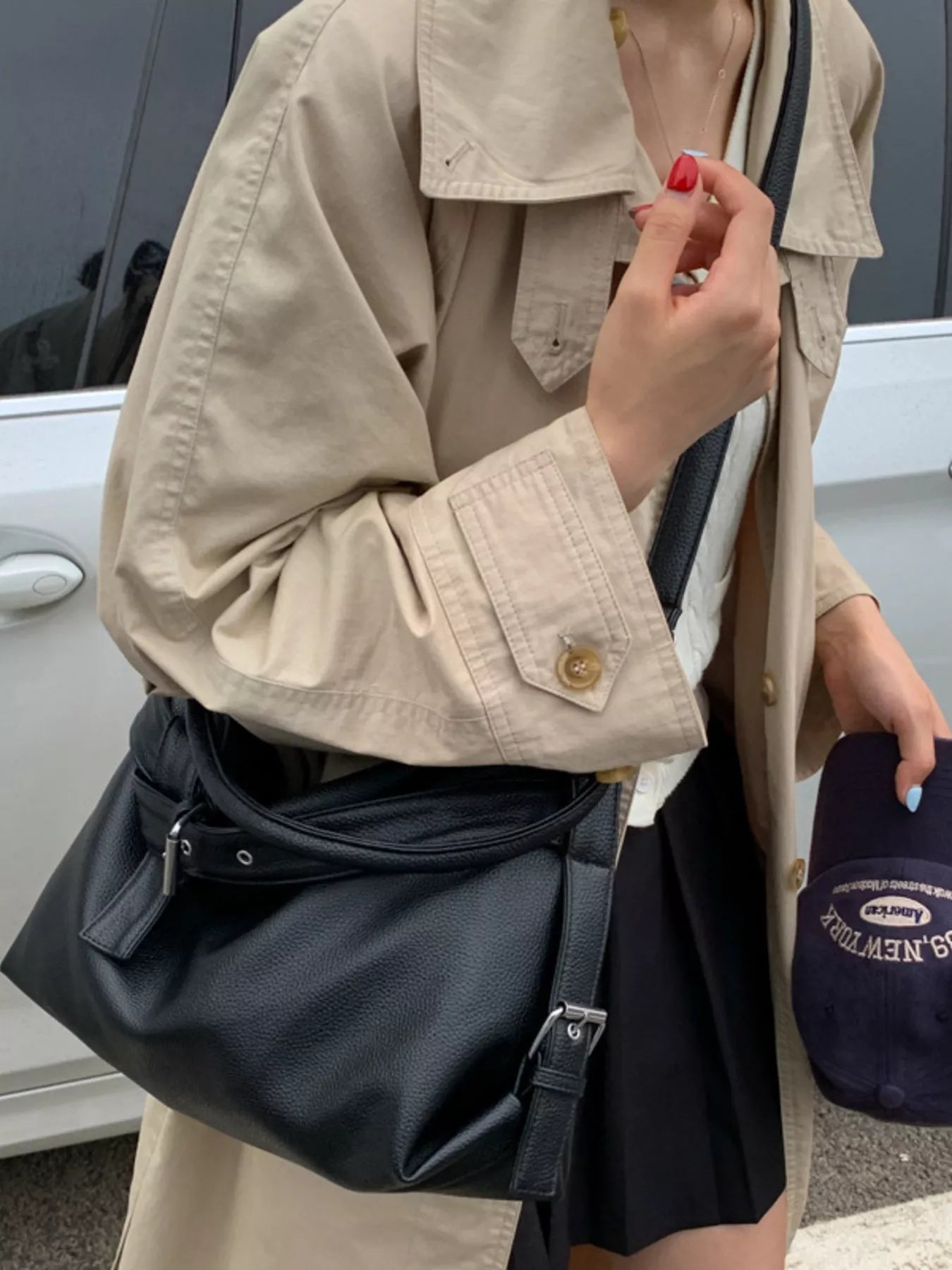 Decor Buckle Leather Shoulder Bag 