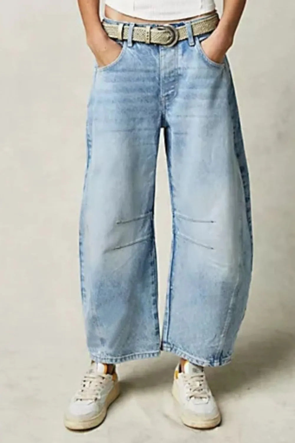 Wide Leg Jeans with Pockets 