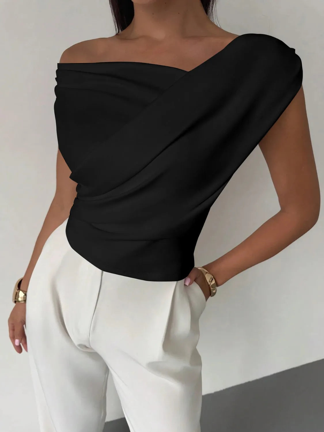 Asymmetrical Ruched Short Sleeve Top 