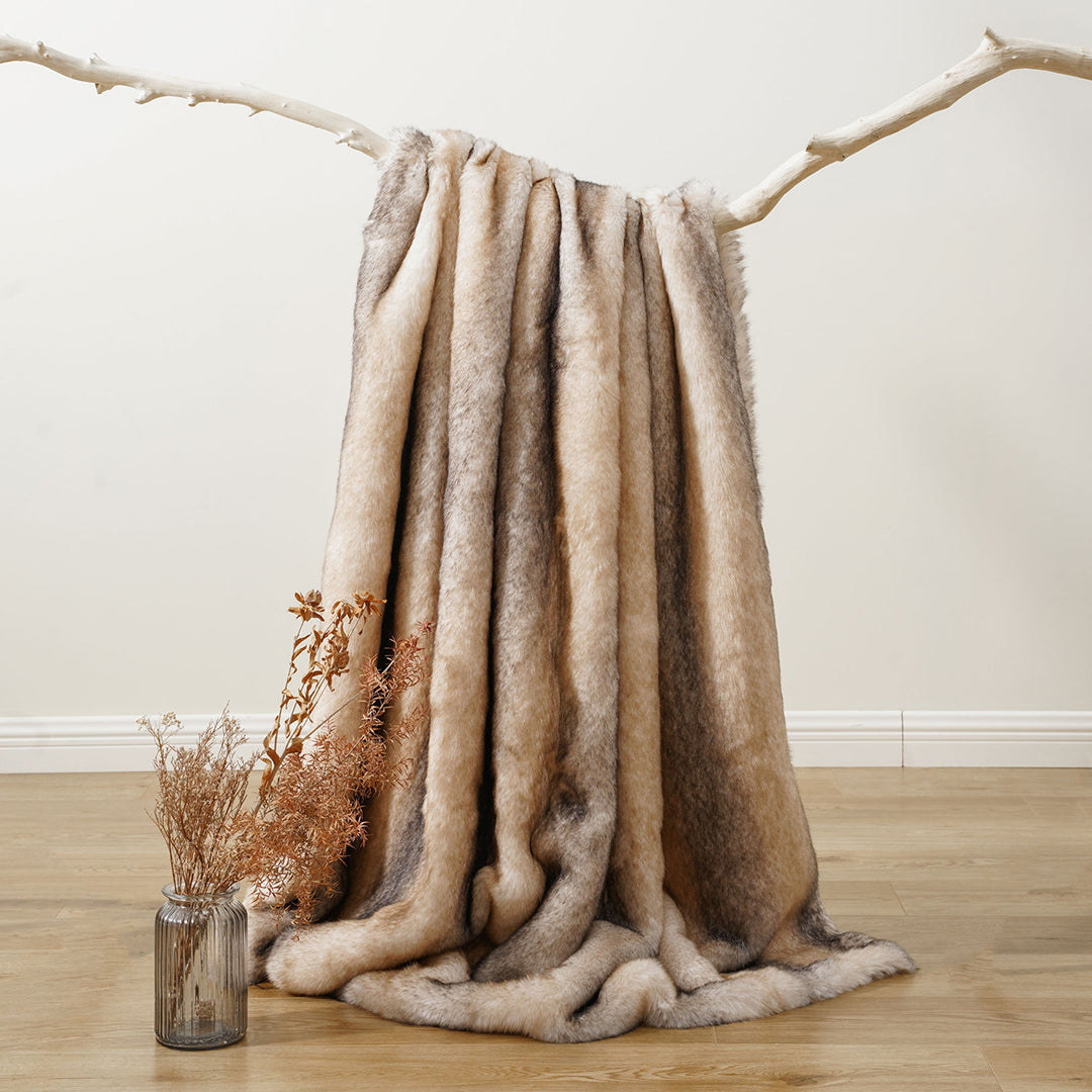 Battilo Plush Weighted Throw 