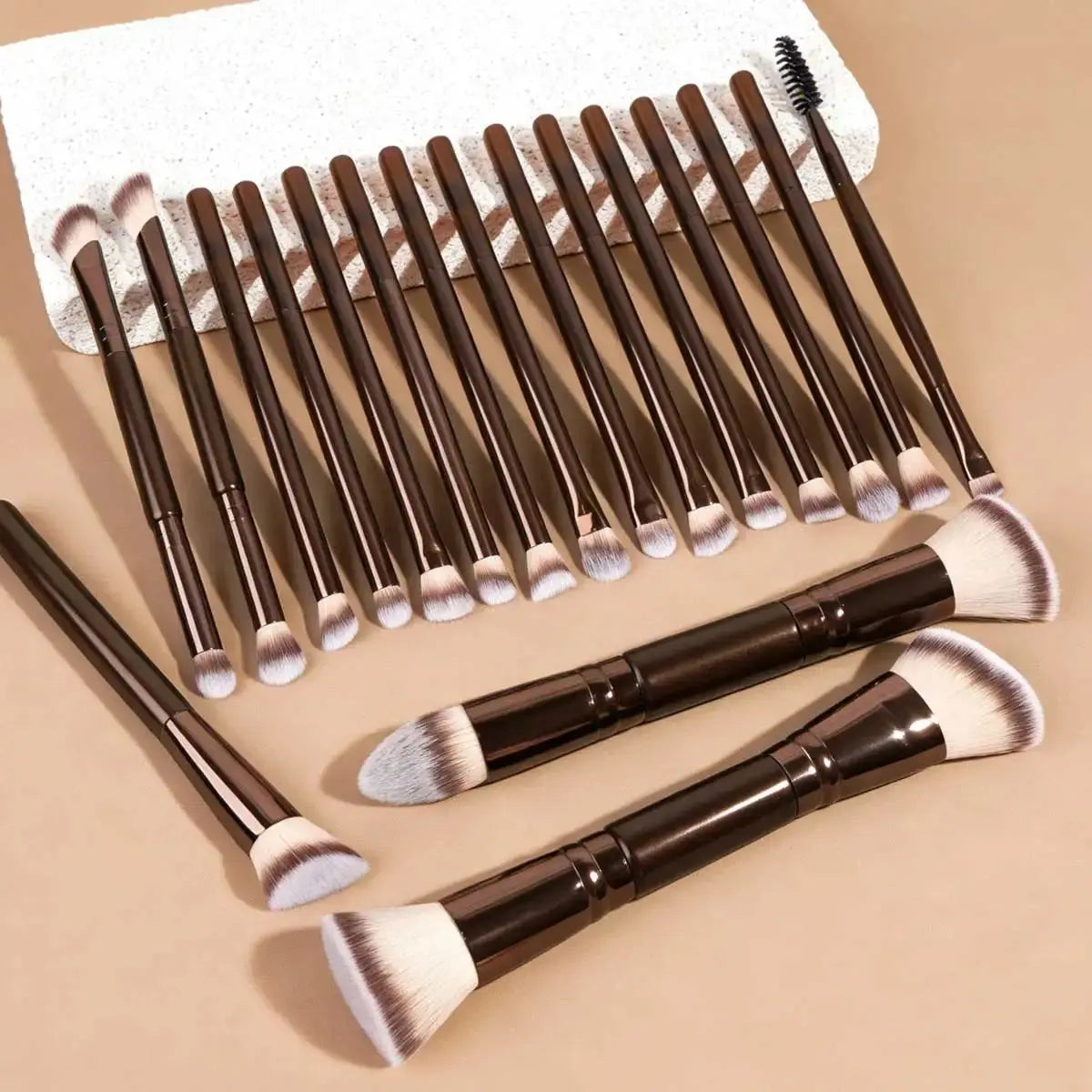 LUXEBLEND Professional Makeup Brush Set – Dual-Ended, Multiple Sizes dylinoshop