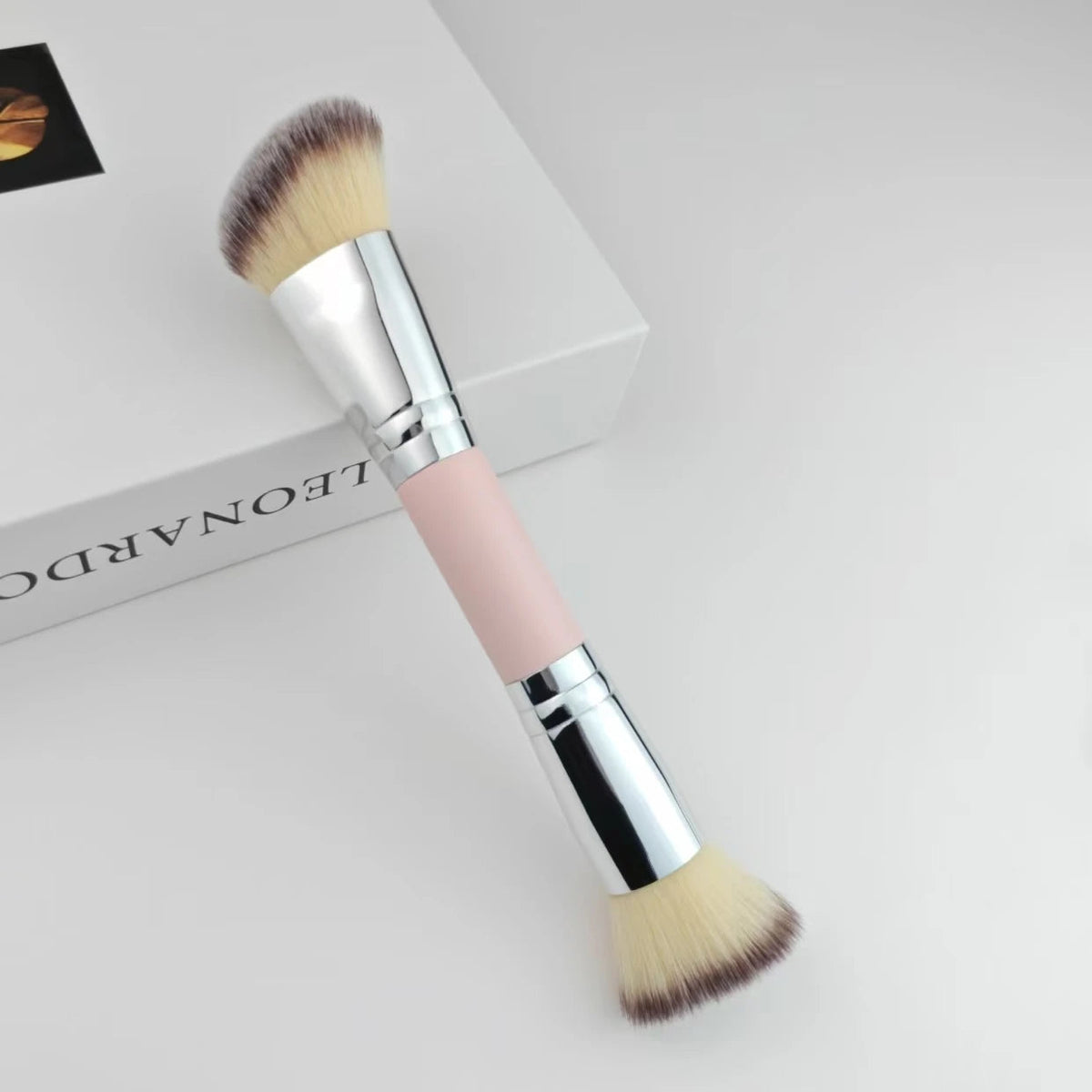 Double-Ended Multi-Purpose Makeup Brush – Foundation, Contour, Powder & Blush dylinoshop