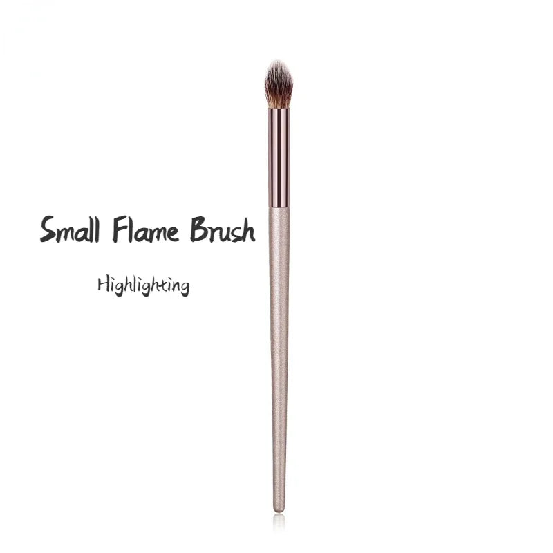 Champagne Makeup Brush – Soft Blending Brush for Eyeshadow & Concealer dylinoshop