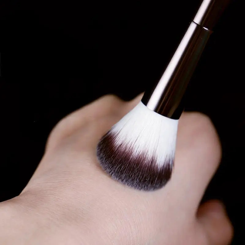Makeup brush, powder brush, blush brush, loose powder brush, exquisite professional metal handle, double-head design, with box