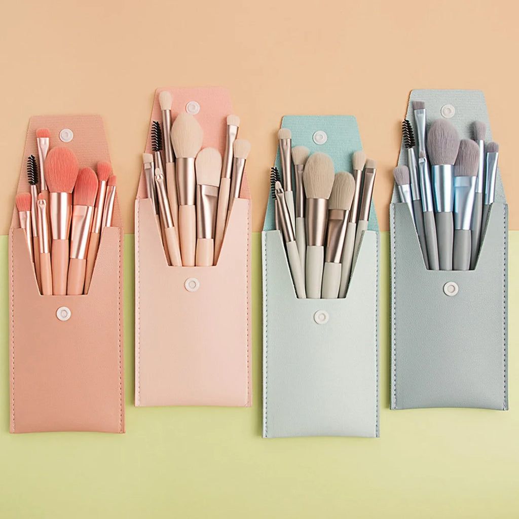 8-Piece Portable Concealer Foundation Make-Up Makeup Brush Soft Hair, Eye Makeup Tools, Beginner mini Set, Alcohol Free