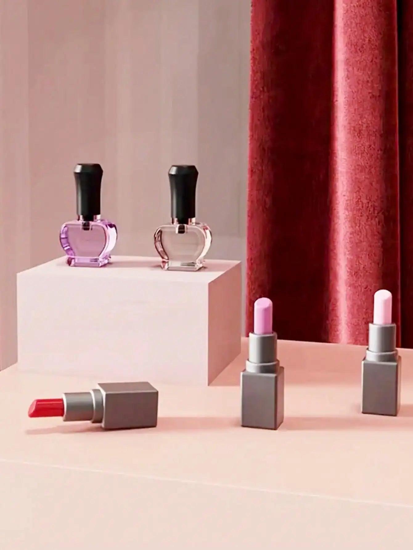 5 Pieces/Set of Dollhouse Mini Makeup Set: 1/12 Mini Lipstick Perfume Puff Nail Polish Makeup Brush Model OB11 Accessories