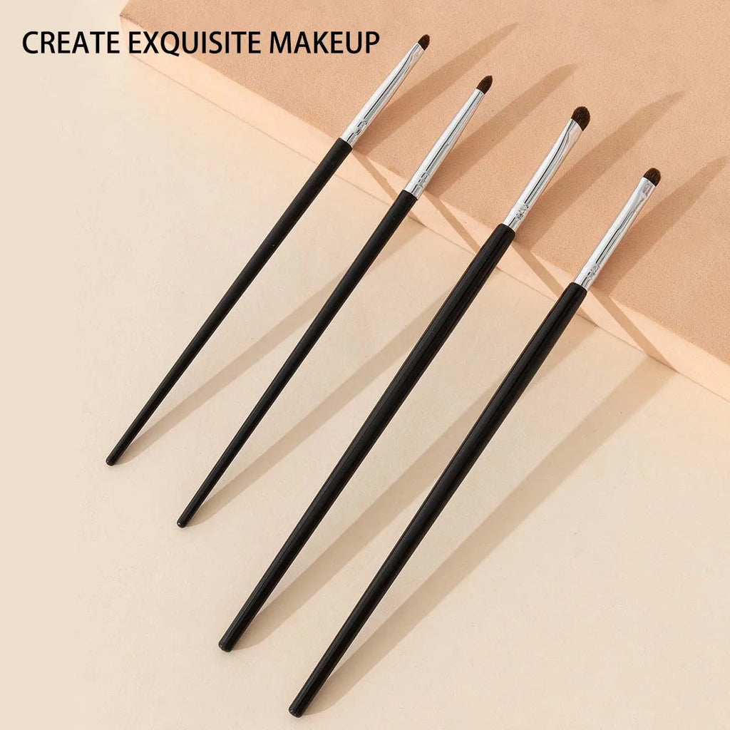 4 pieces of eyeshadow blending brushes, eye shadow brushes with silkworm details, delicate and soft makeup tools