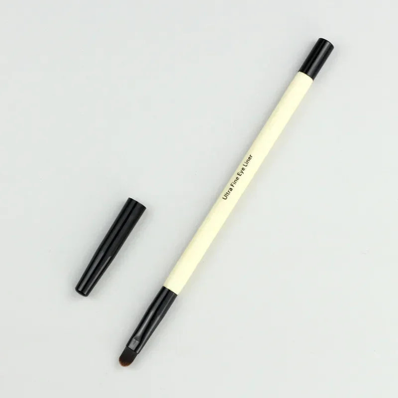 Professional Makeup Brush – Foundation, Eyeliner, Contour & Lip Gloss dylinoshop