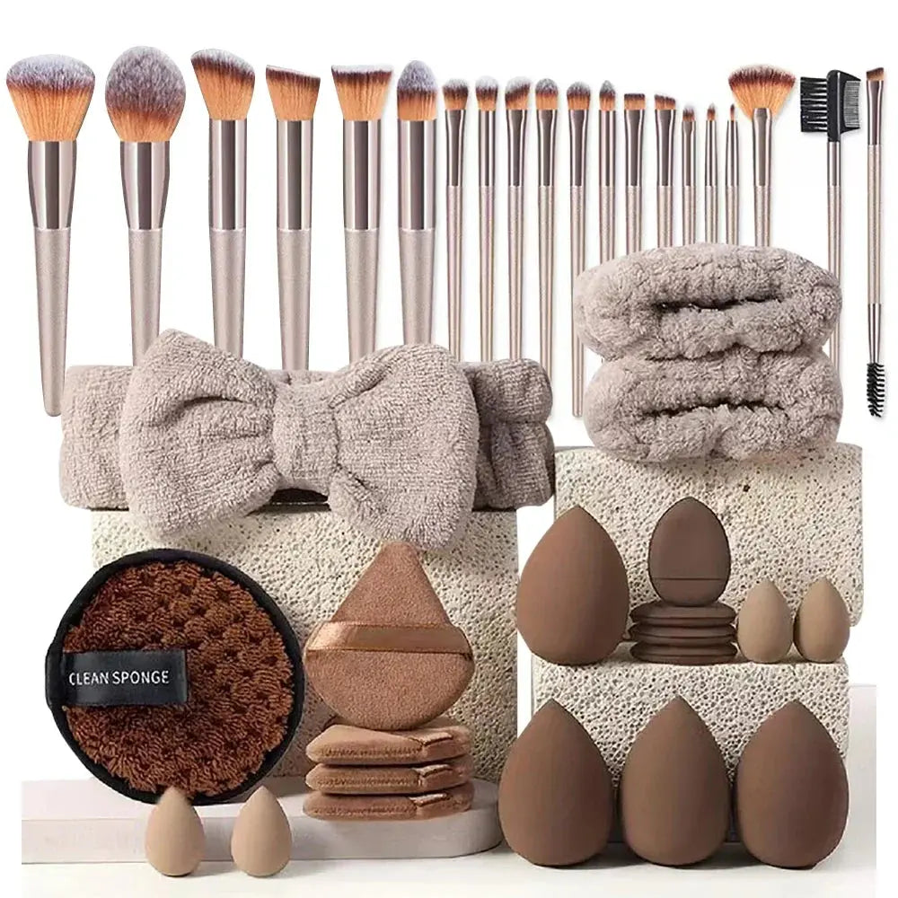 Synthetic Makeup Brush Set – Wood Handles, Multiple Piece Counts & Colors dylinoshop