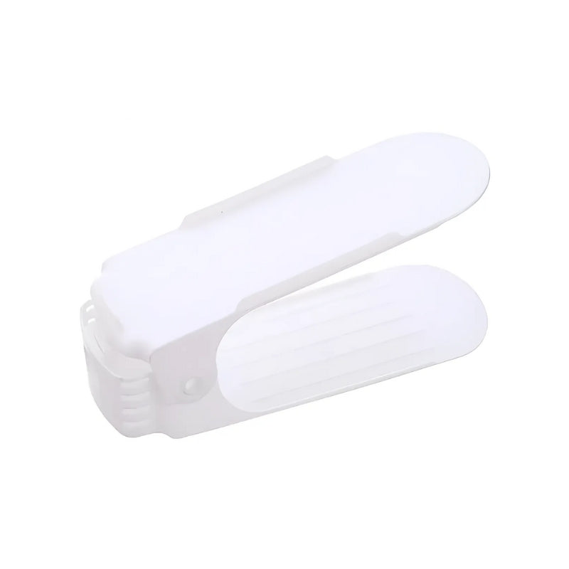 Adjustable, space-saving shoe organizer 