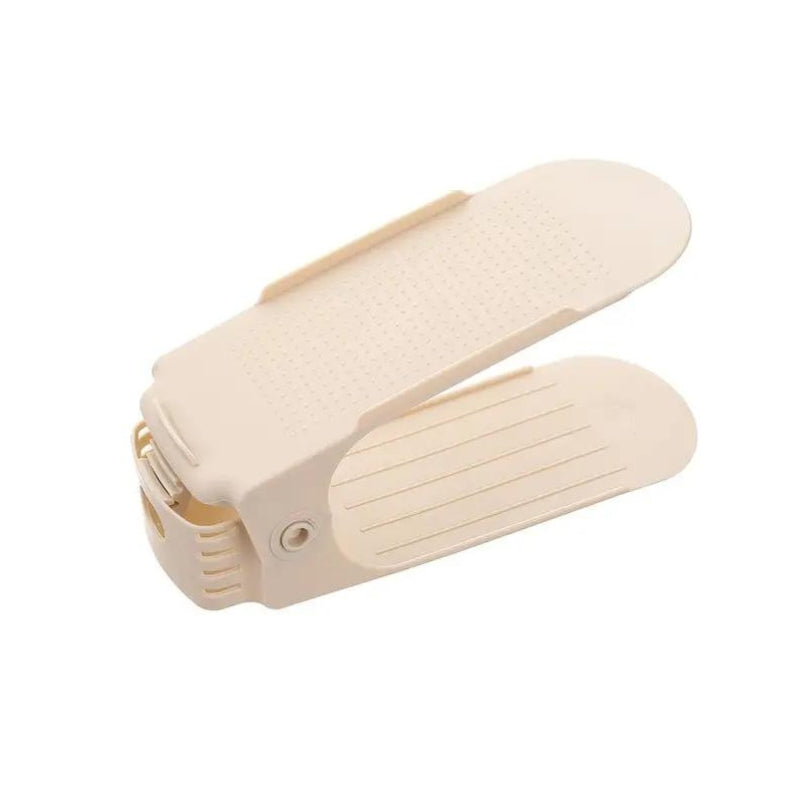 Adjustable, space-saving shoe organizer 
