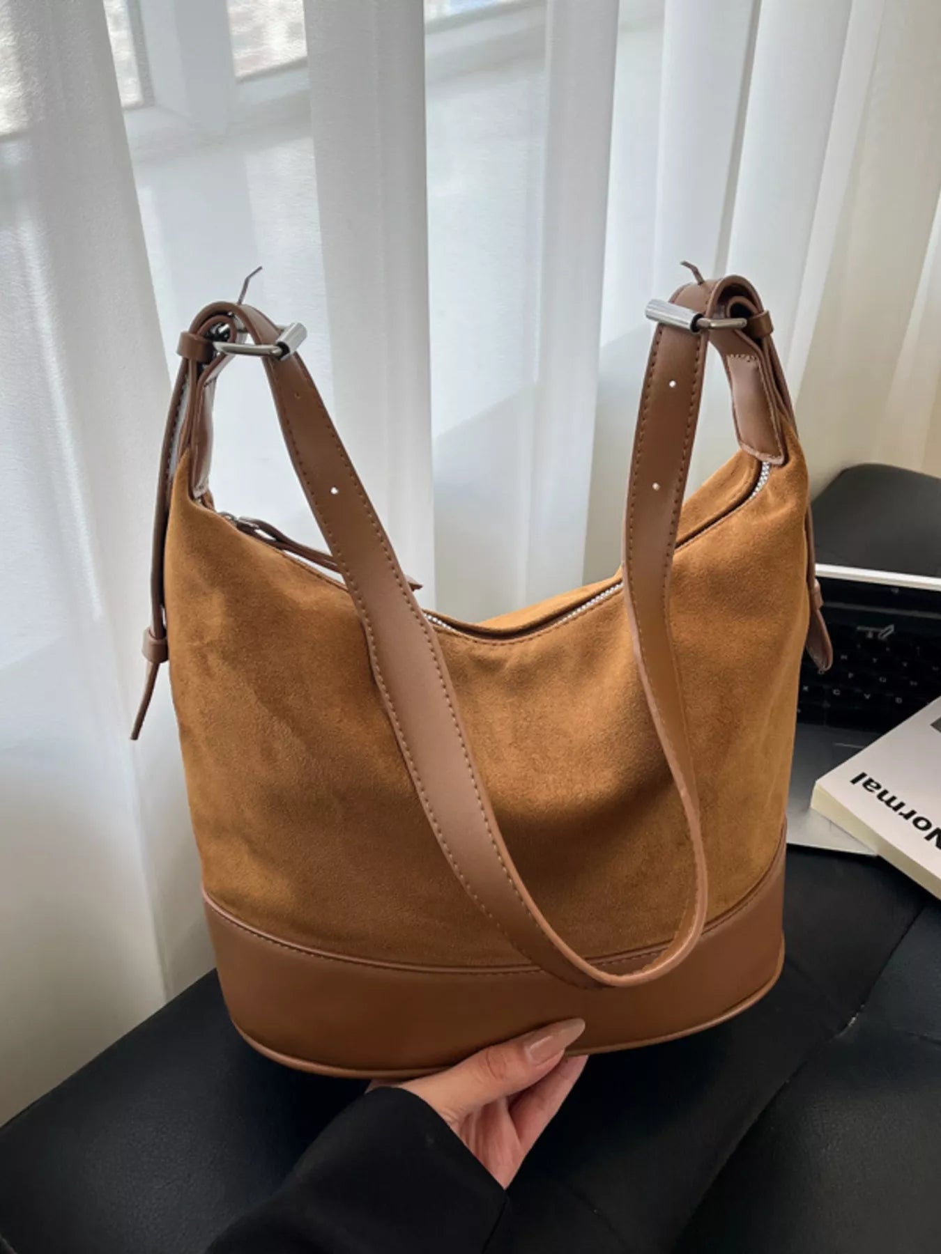Adjustable Strap Tote Bag 