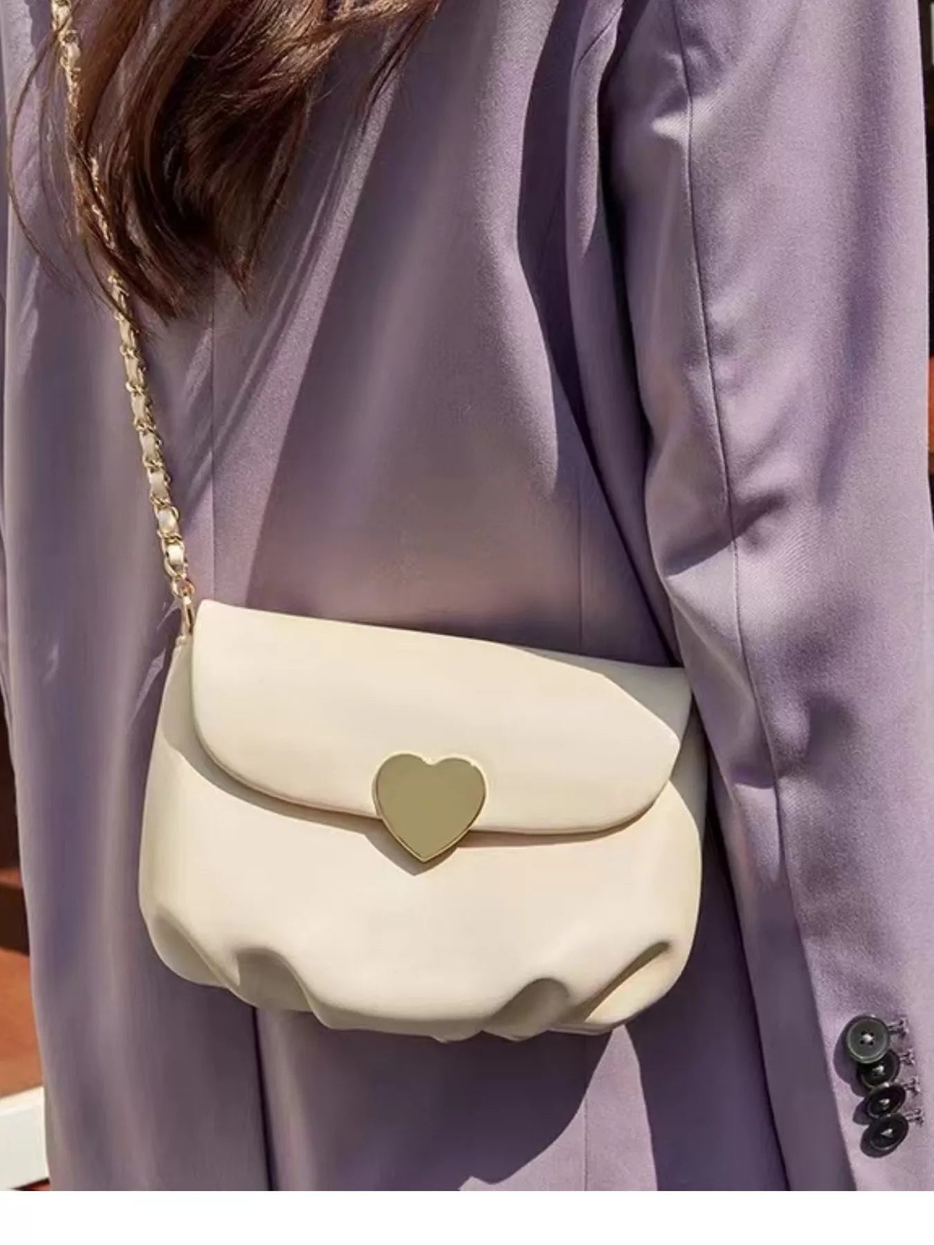 Heart Buckle Chain Crossbody Bag 