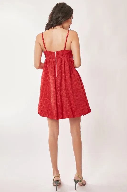 Davi & Dani Textured Sweetheart Neckline Bubble Hem Dress 