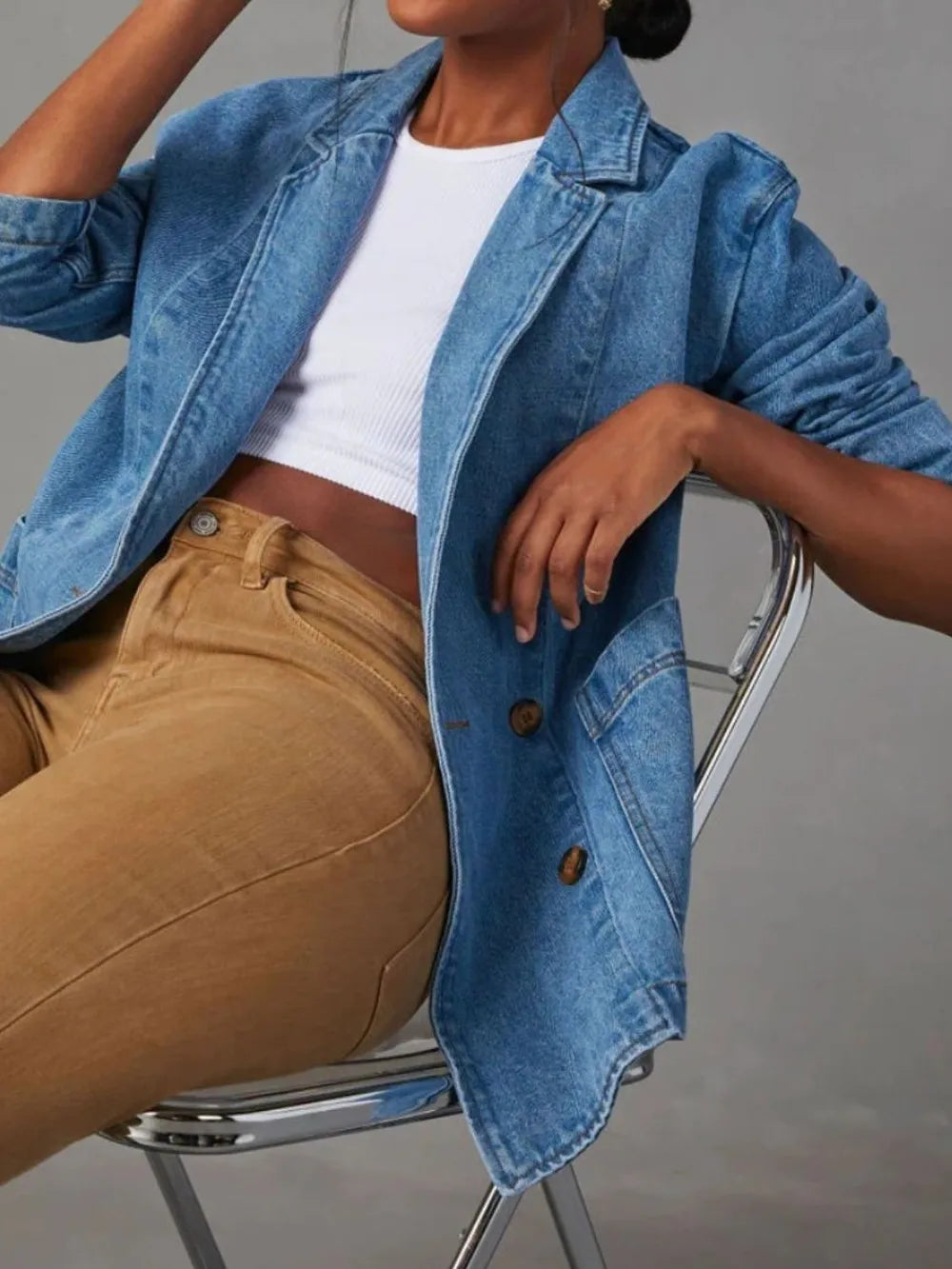 Pocketed Lapel Collar Long Sleeve Denim Jacket 