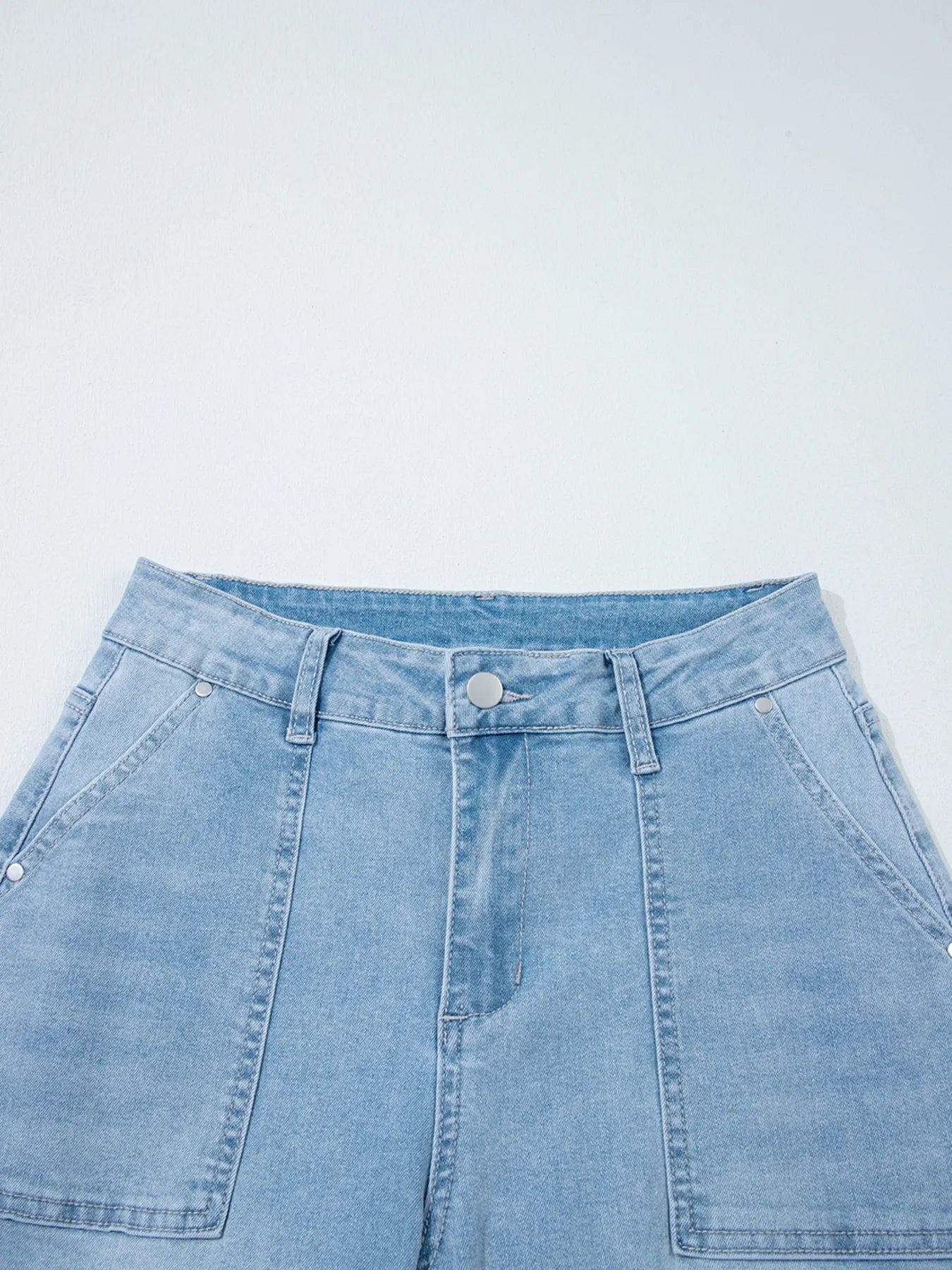 High Rise Barrel Relaxed Patch Pocket Jeans 