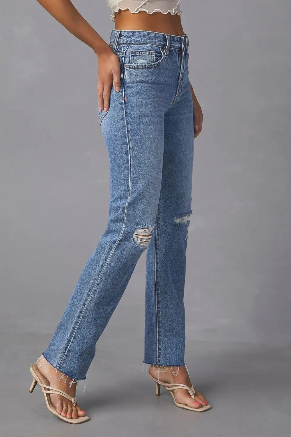 Distressed Raw Hem Straight Jeans with Pockets 
