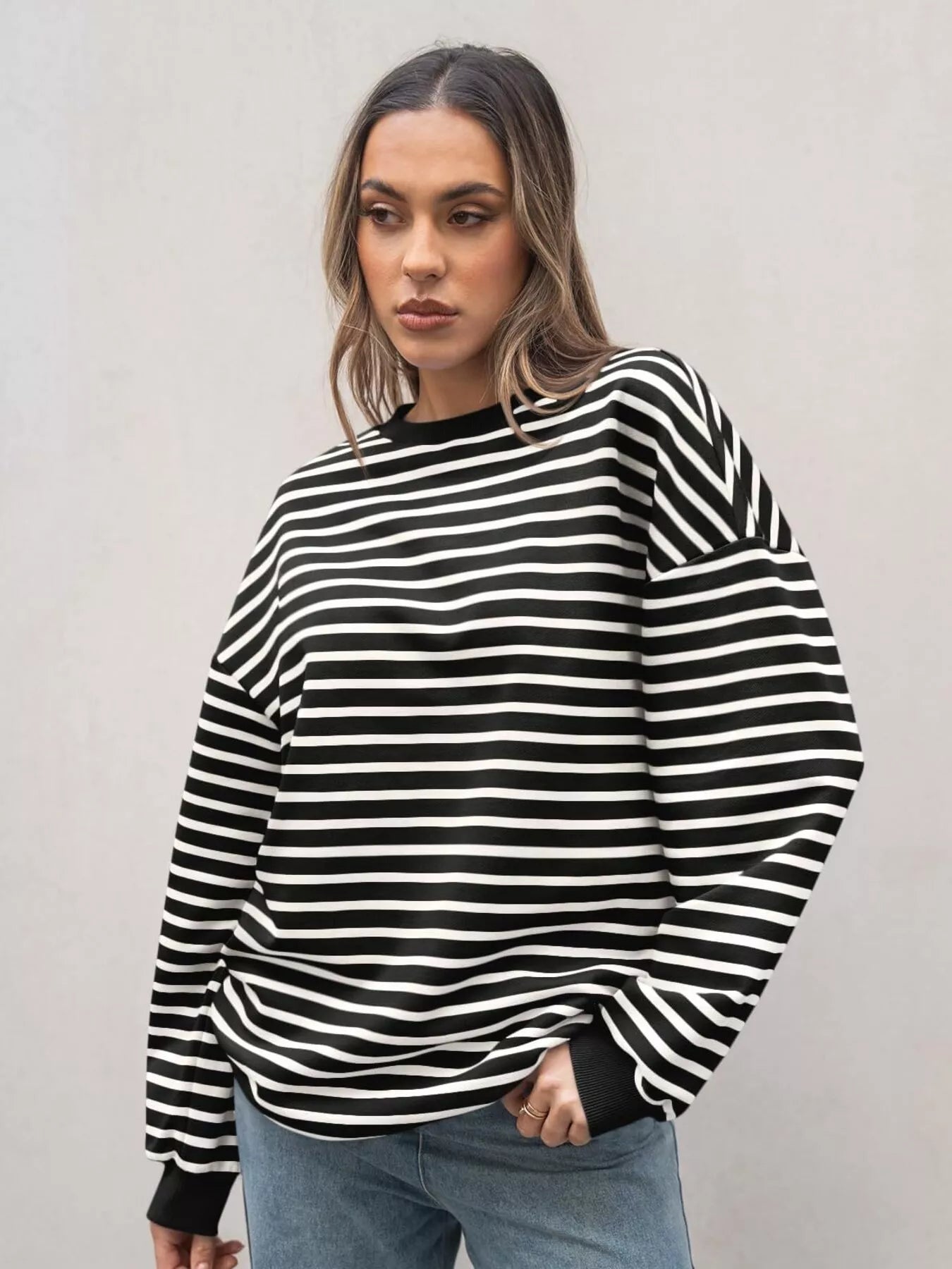 Striped Round Neck Oversized Casual Sweatshirt 