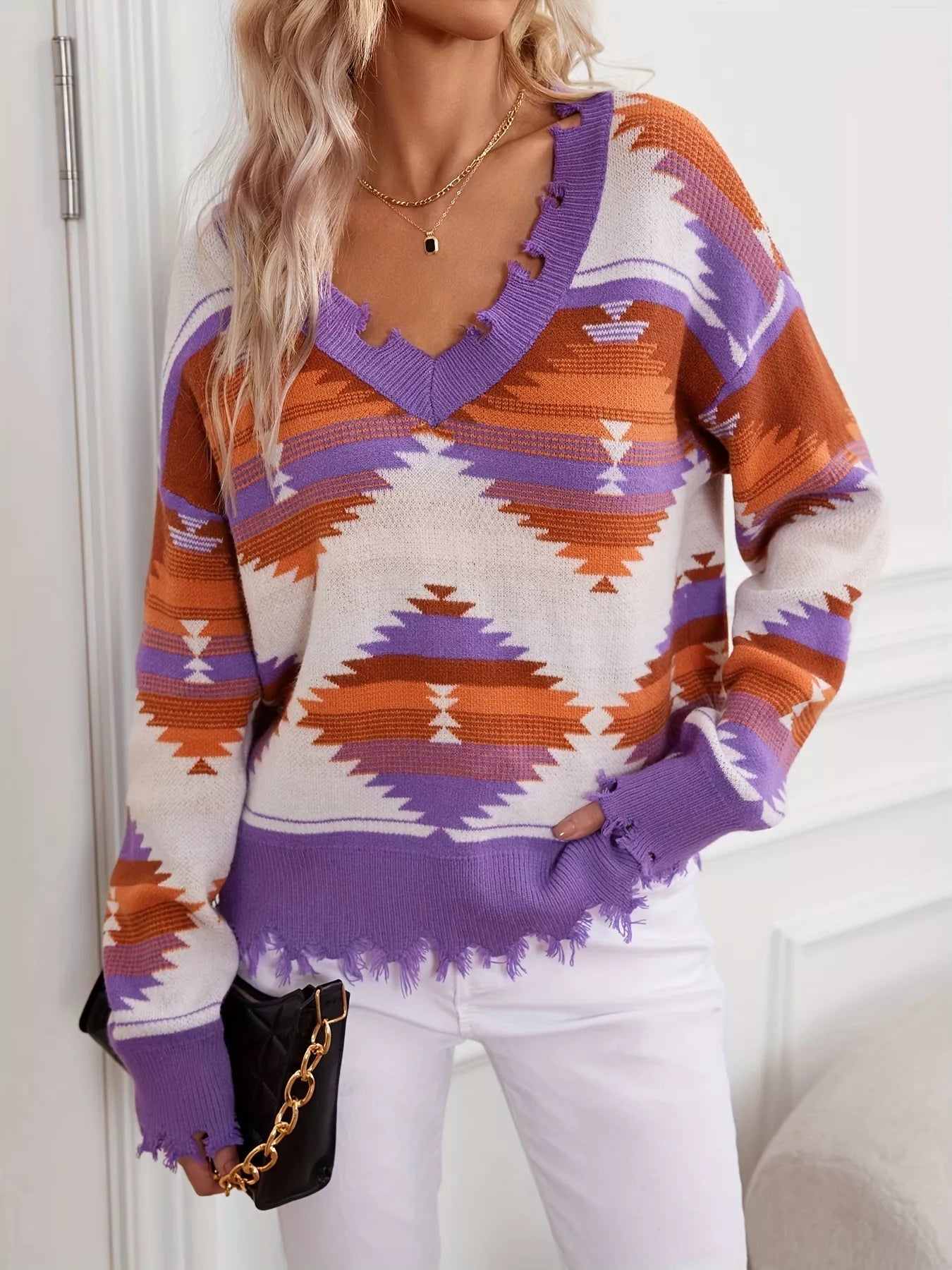 Geometric Frayed Hem V-Neck Long Sleeve Sweater 