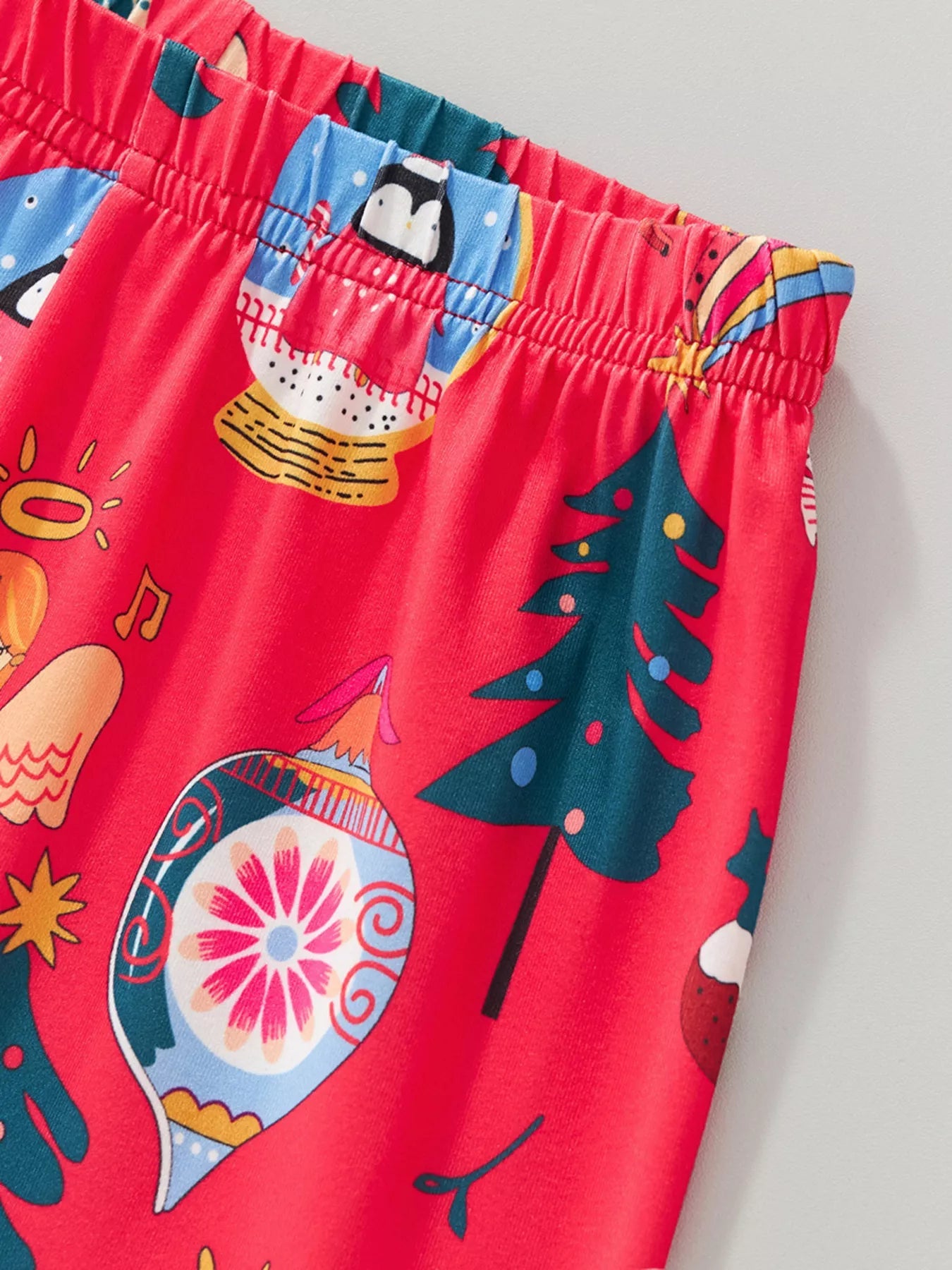 Children's Christmas Print Round Neck Top and Pants Pajama Set 