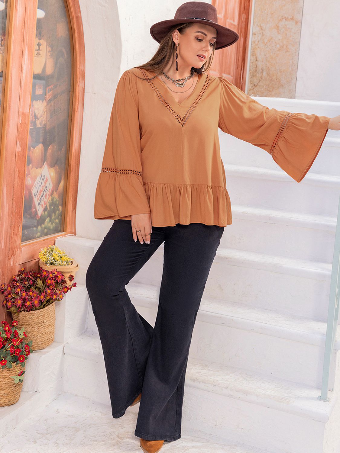 Plus Size V-Neck Peplum Blouse 