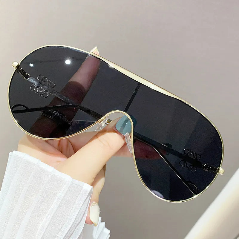 Gradient Aviator Sunglasses 